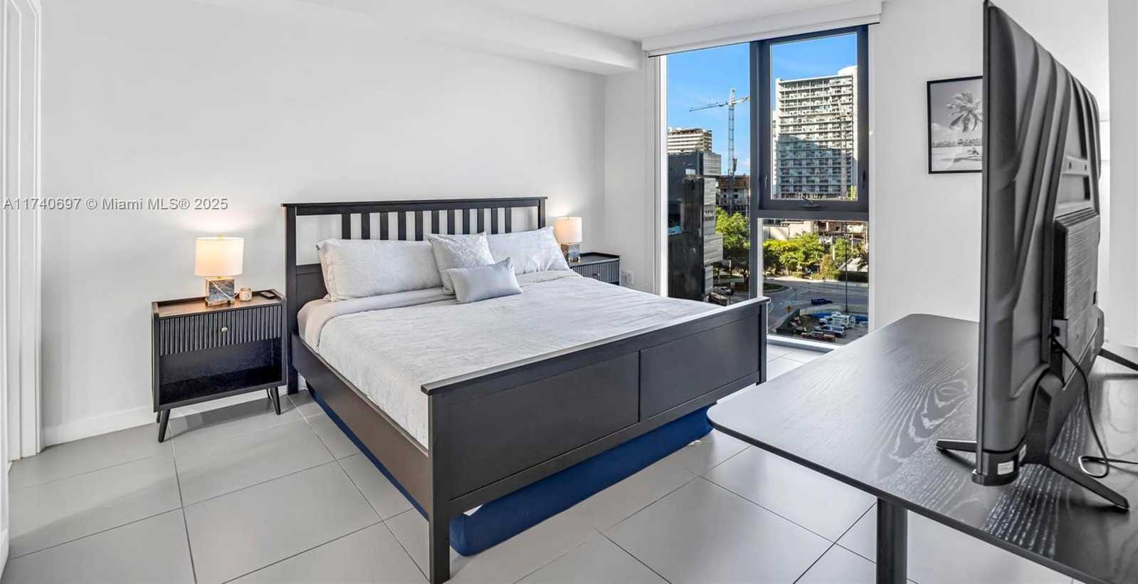 Small Image of 31 SOUTH EAST 6TH ST #1102, Miami Number 11