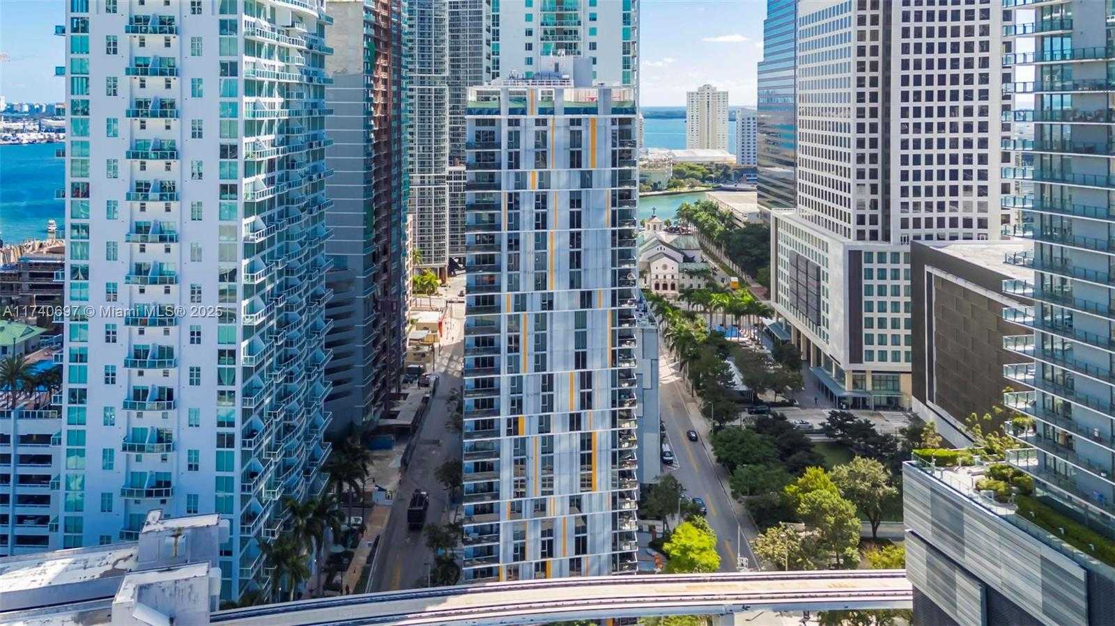 Small Image of 31 SOUTH EAST 6TH ST #1102, Miami Number 27