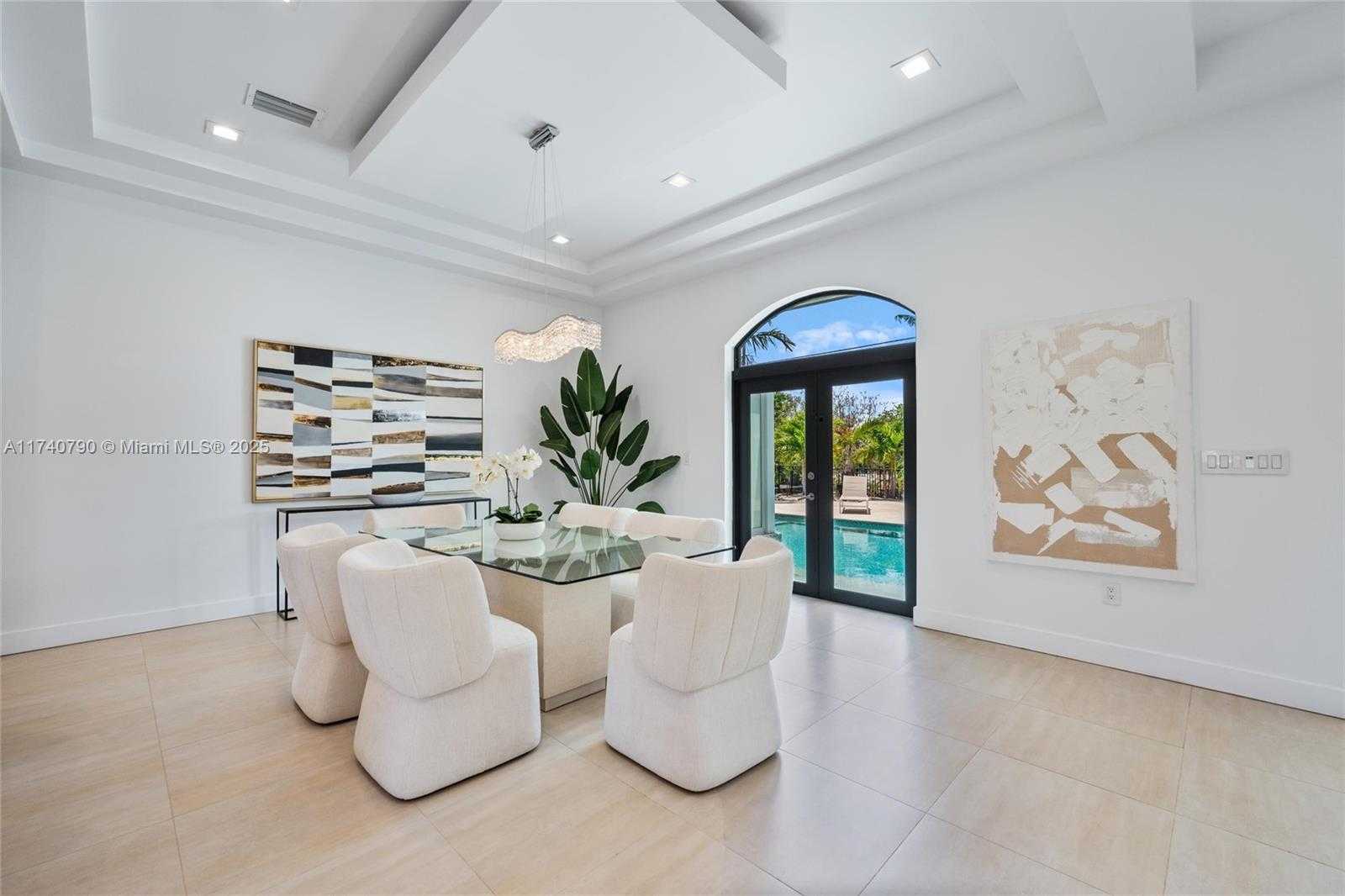Small Image of 20600 NORTH EAST 22ND PL, Miami Number 5