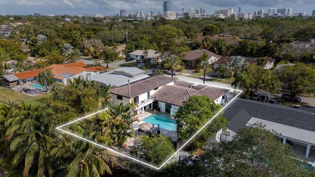 Small Image of 20600 NORTH EAST 22ND PL, Miami Number 50