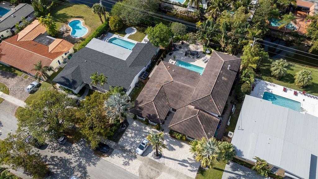 Small Image of 20600 NORTH EAST 22ND PL, Miami Number 53