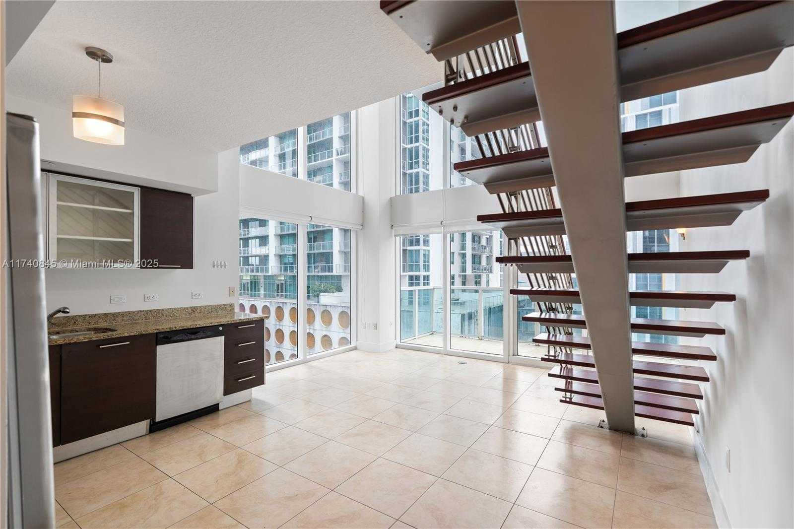Small Image of 41 SOUTH EAST 5TH ST #802, Miami Number 14