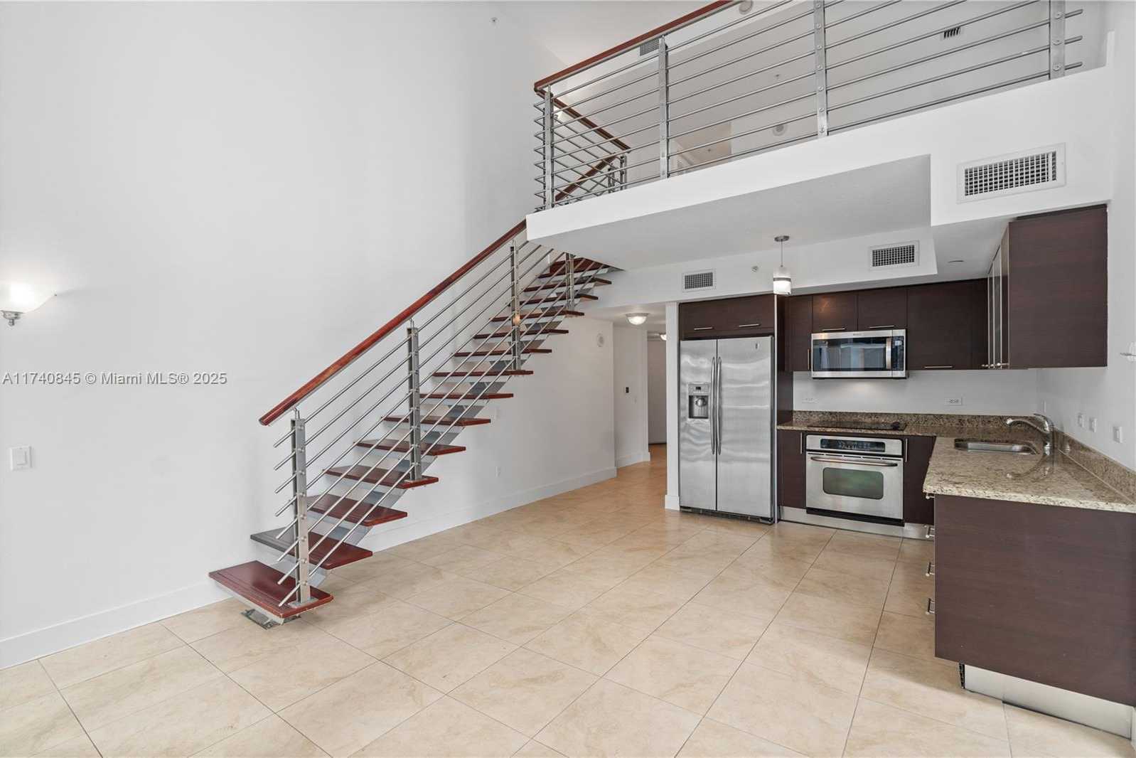 Small Image of 41 SOUTH EAST 5TH ST #802, Miami Number 15