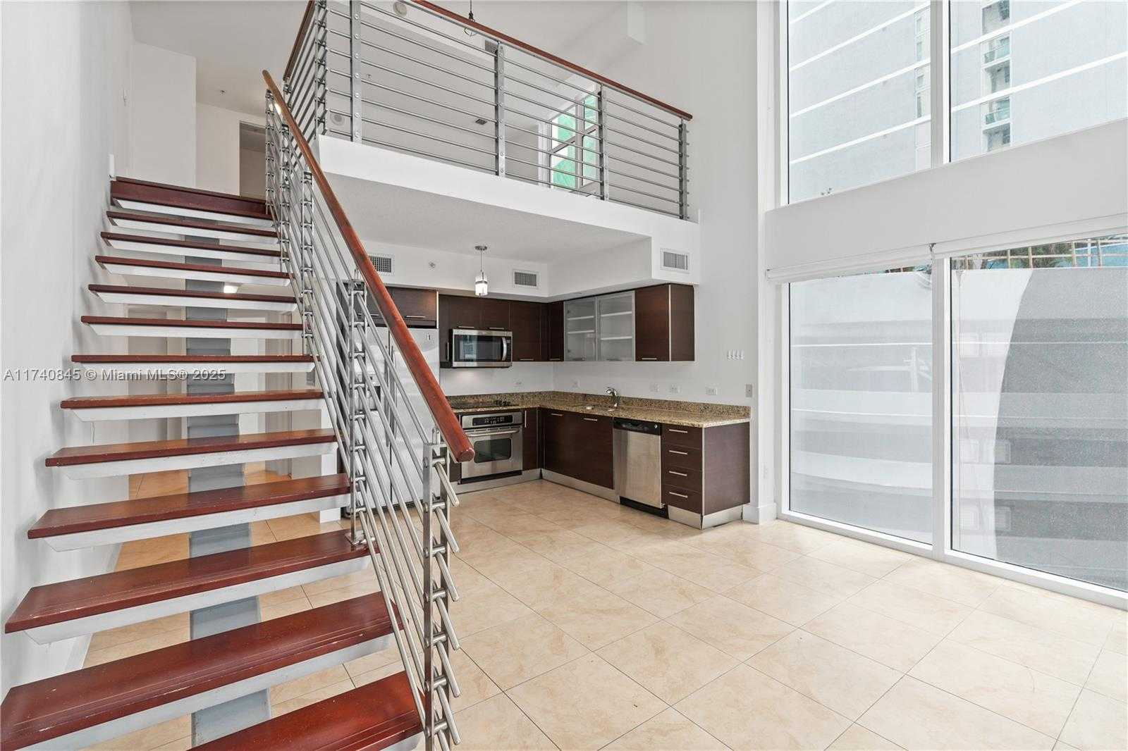 Small Image of 41 SOUTH EAST 5TH ST #802, Miami Number 16