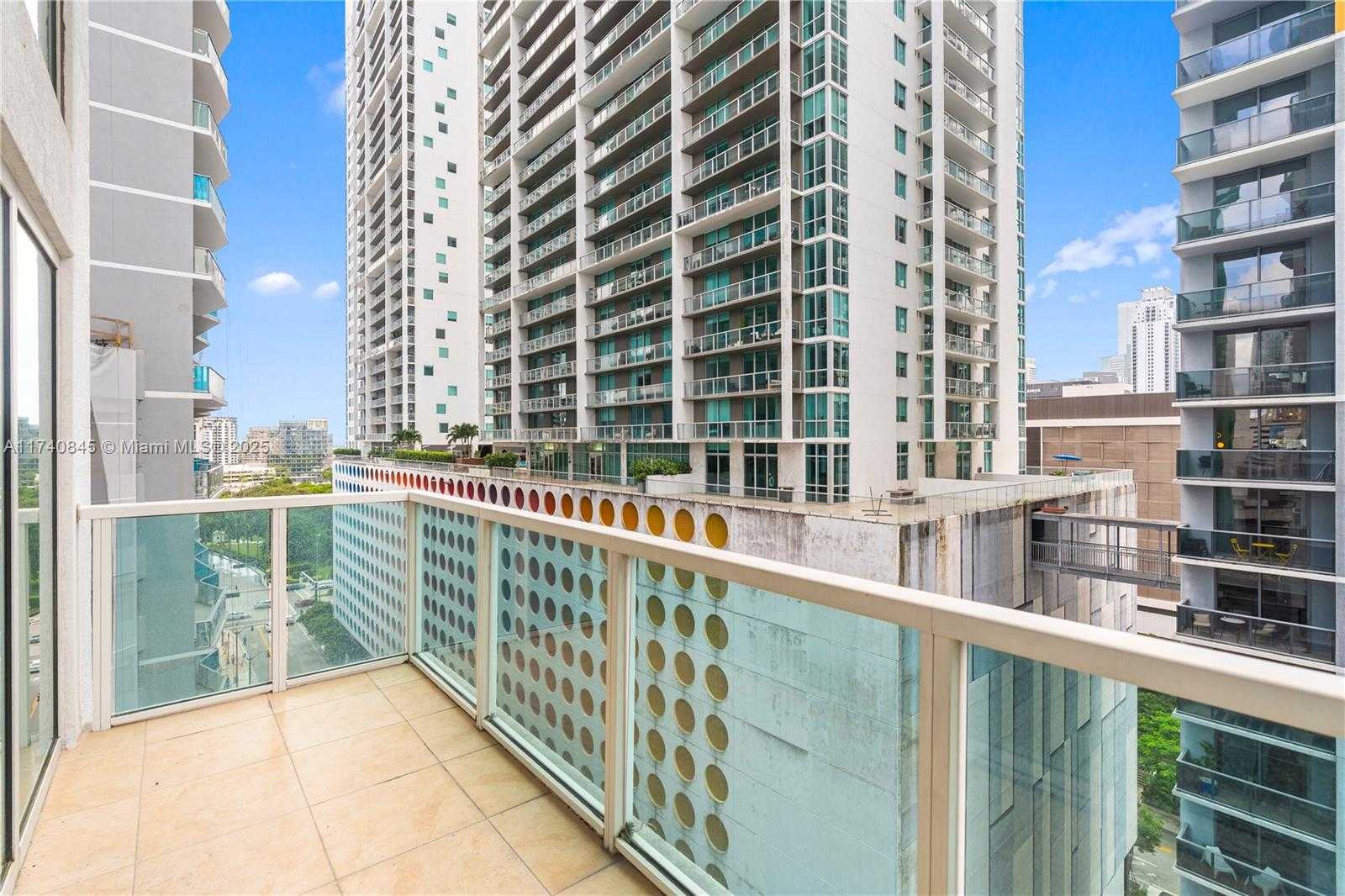 Small Image of 41 SOUTH EAST 5TH ST #802, Miami Number 23