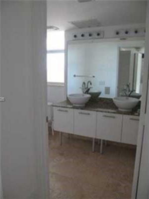 Small Image of 41 SOUTH EAST 5TH ST #802, Miami Number 6