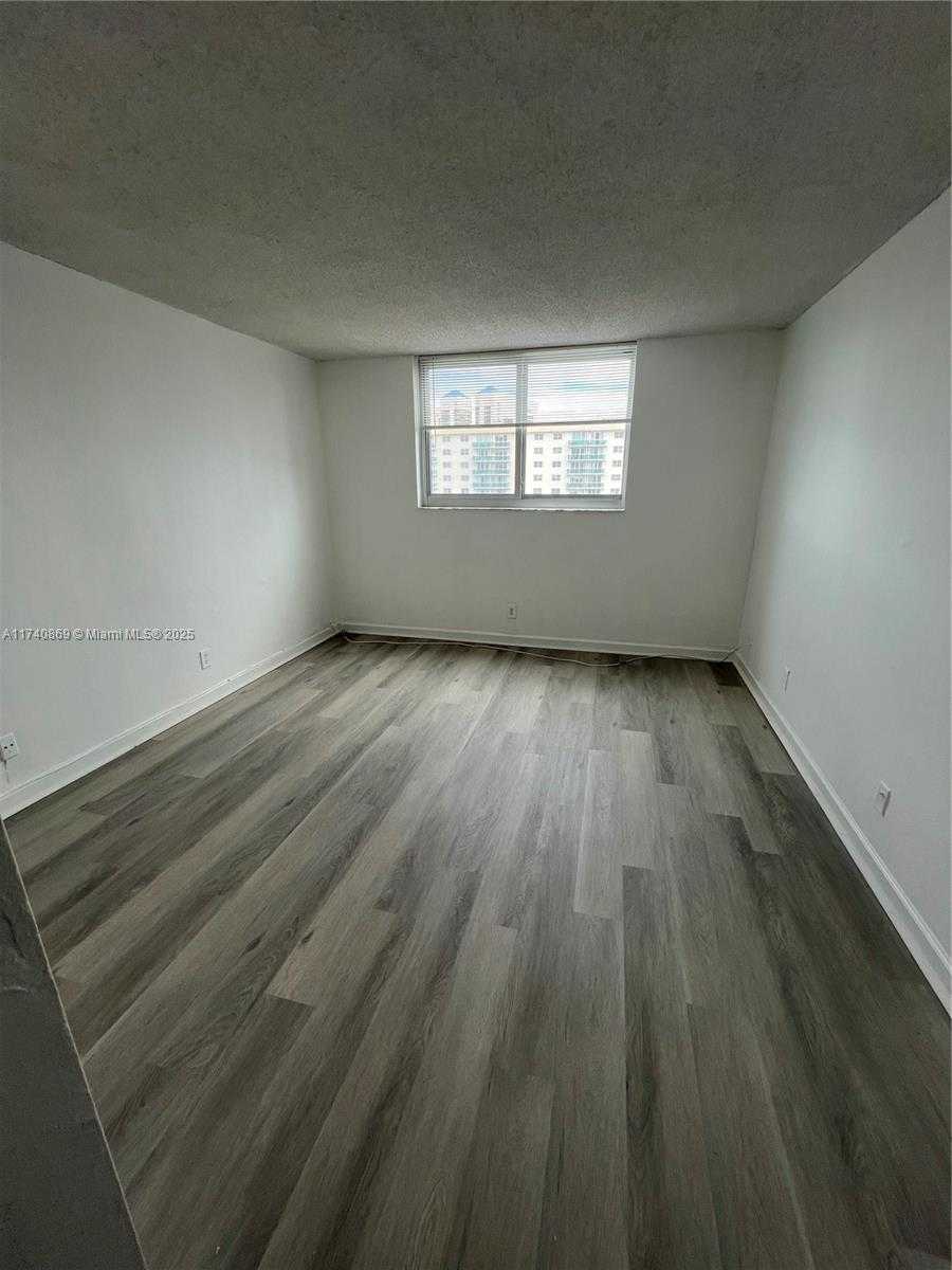 Small Image of 19380 COLLINS AVE #1402, Sunny Isles Beach Number 10