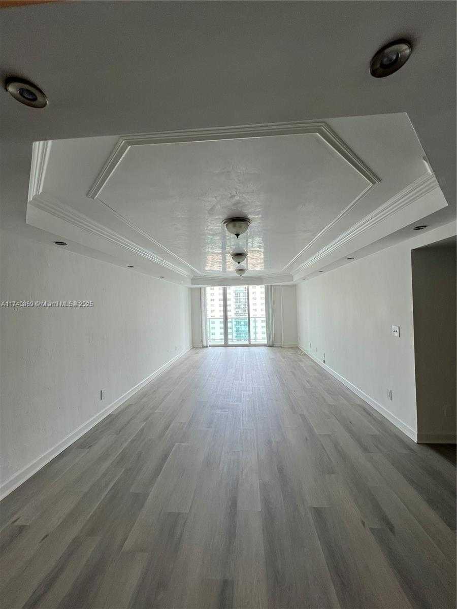 Small Image of 19380 COLLINS AVE #1402, Sunny Isles Beach Number 7