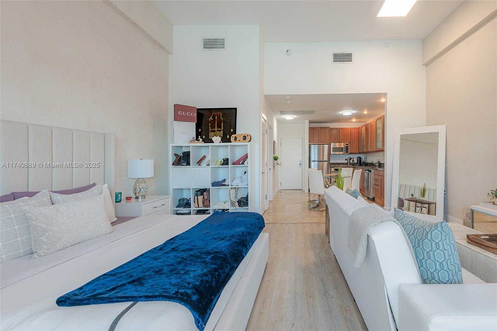 Small Image of 2301 COLLINS AVE #1630, Miami Beach Number 11