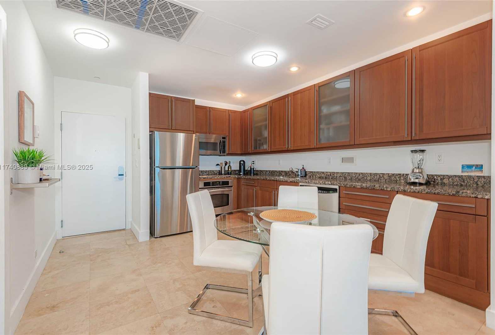 Small Image of 2301 COLLINS AVE #1630, Miami Beach Number 15