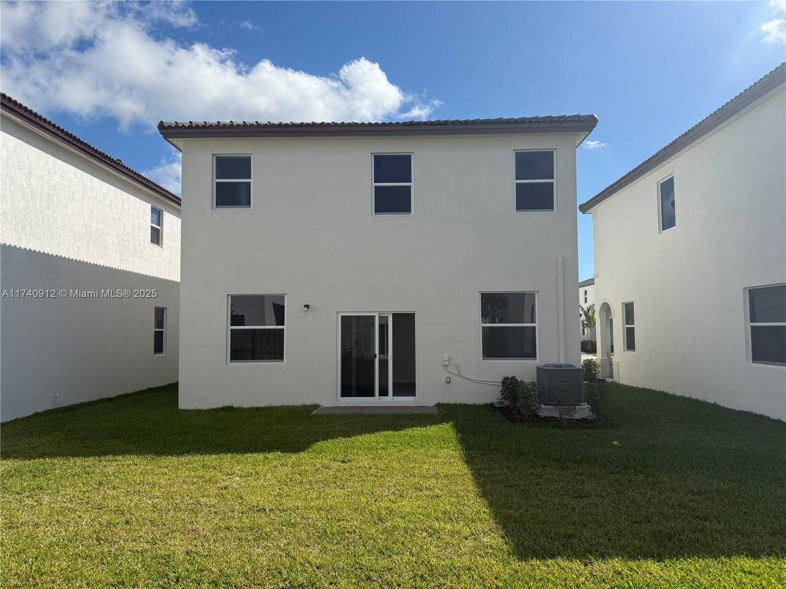 Small Image of 2426 SOUTH EAST 26 LANE, Homestead Number 2