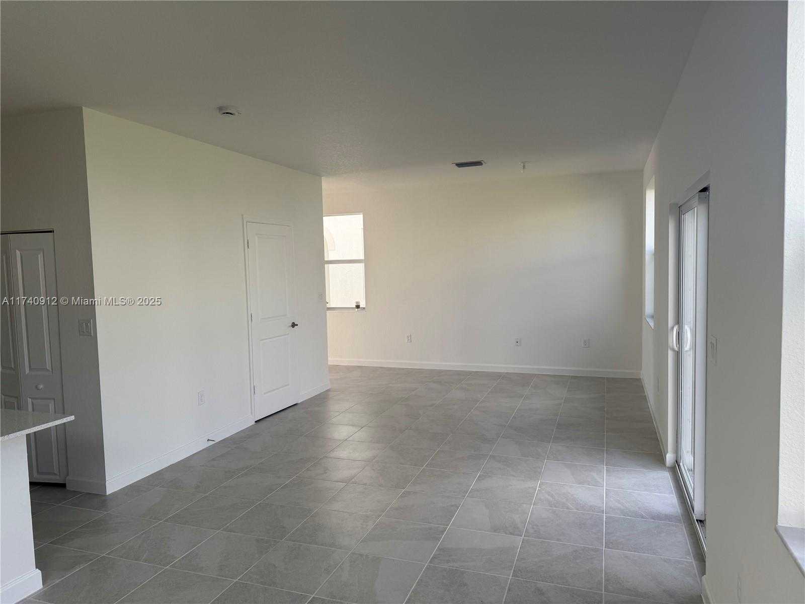 Small Image of 2426 SOUTH EAST 26 LANE, Homestead Number 5