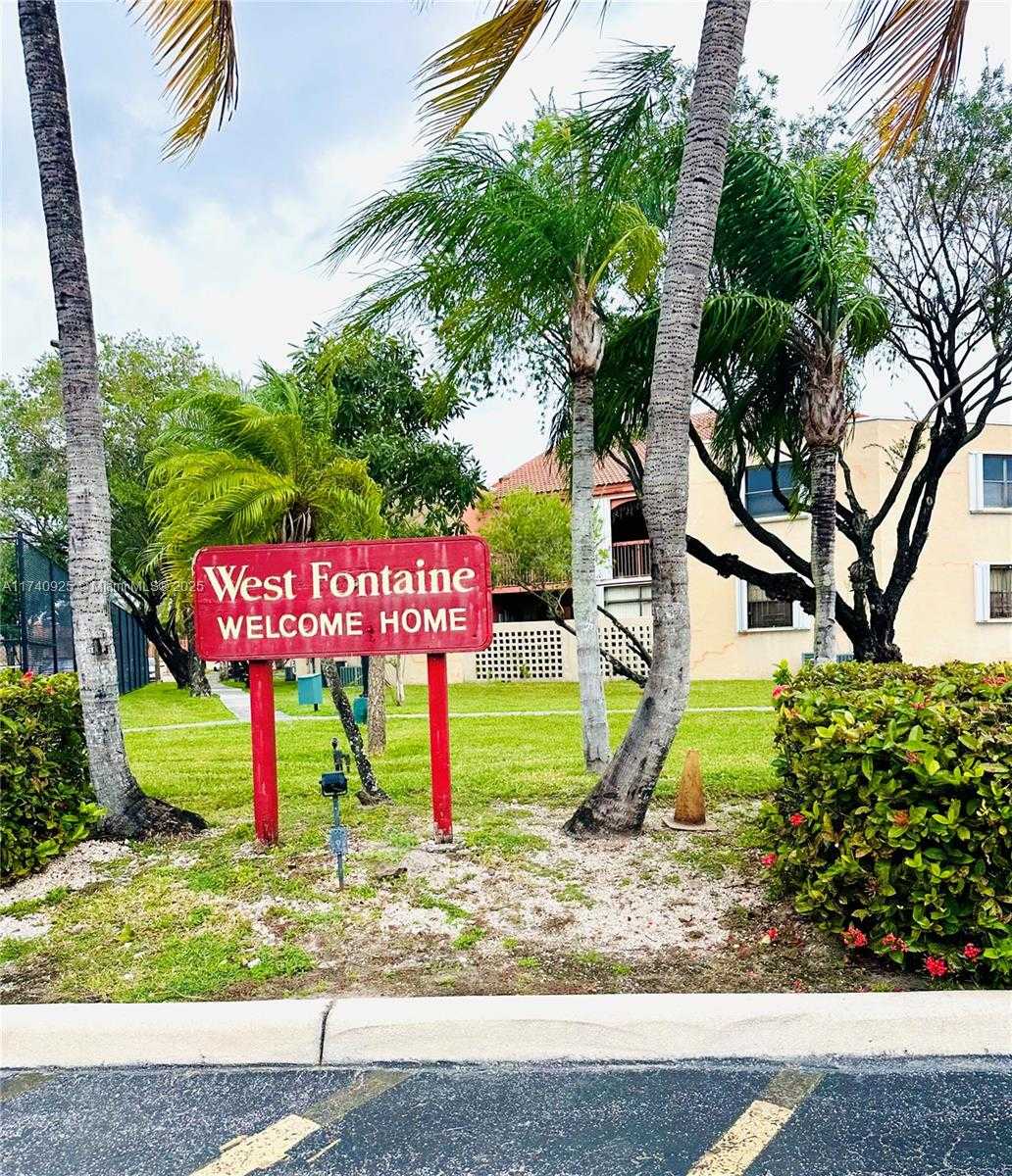 Small Image of 10245 NORTH WEST 9TH ST CIR #206-9, Miami Number 13