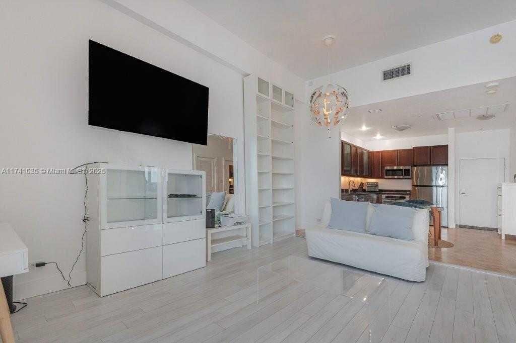 Small Image of 2301 COLLINS AVE #1629, Miami Beach Number 10