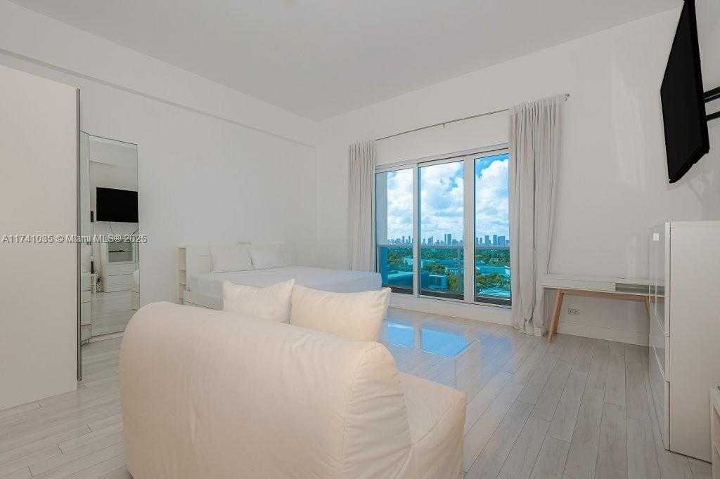 Small Image of 2301 COLLINS AVE #1629, Miami Beach Number 16