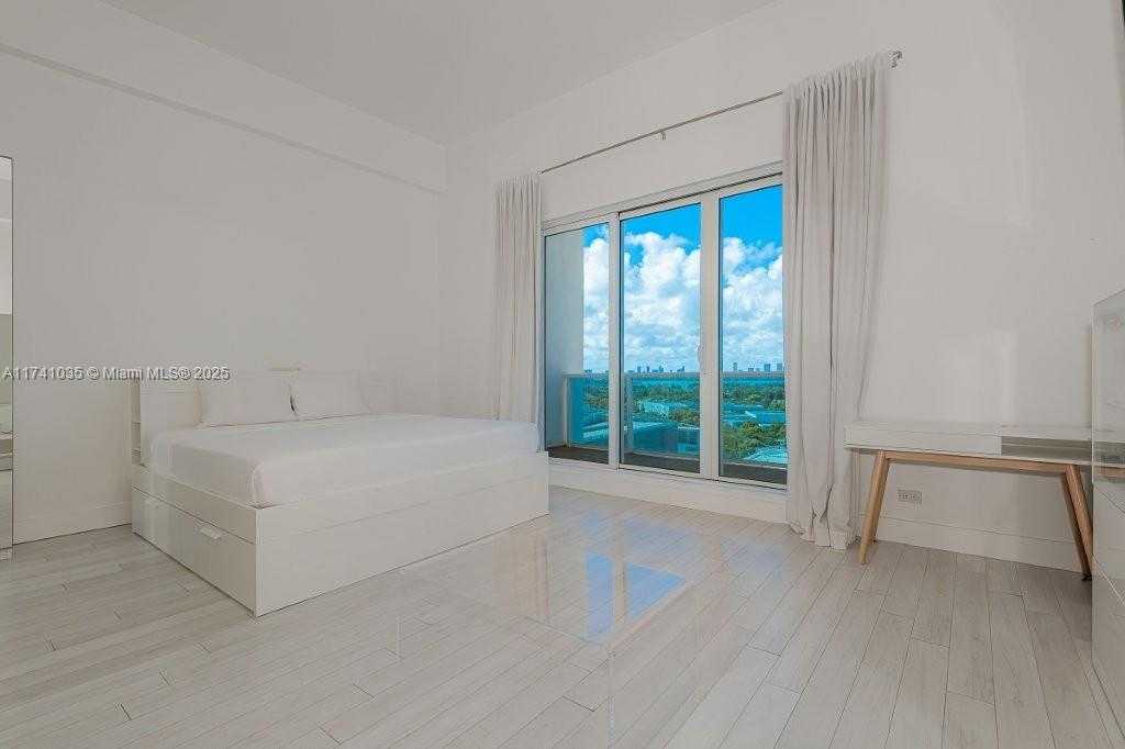Small Image of 2301 COLLINS AVE #1629, Miami Beach Number 17