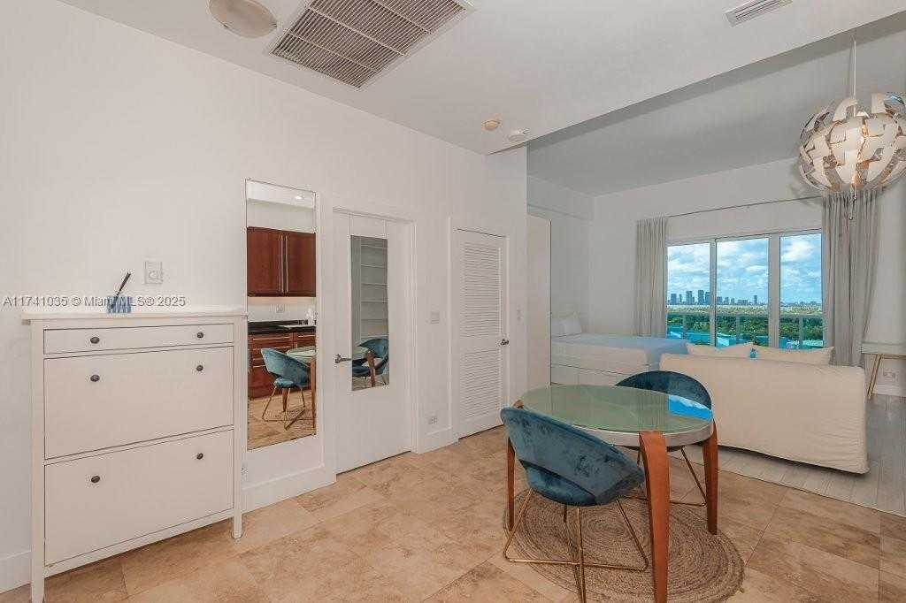 Small Image of 2301 COLLINS AVE #1629, Miami Beach Number 6