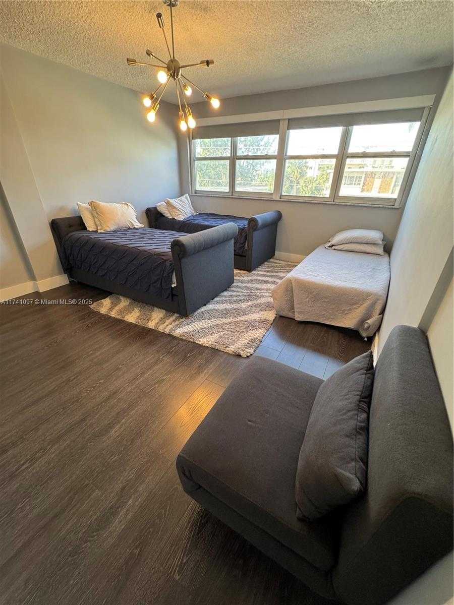 Small Image of 9381 EAST BAY HARBOR DR #301S, Bay Harbor Islands Number 10
