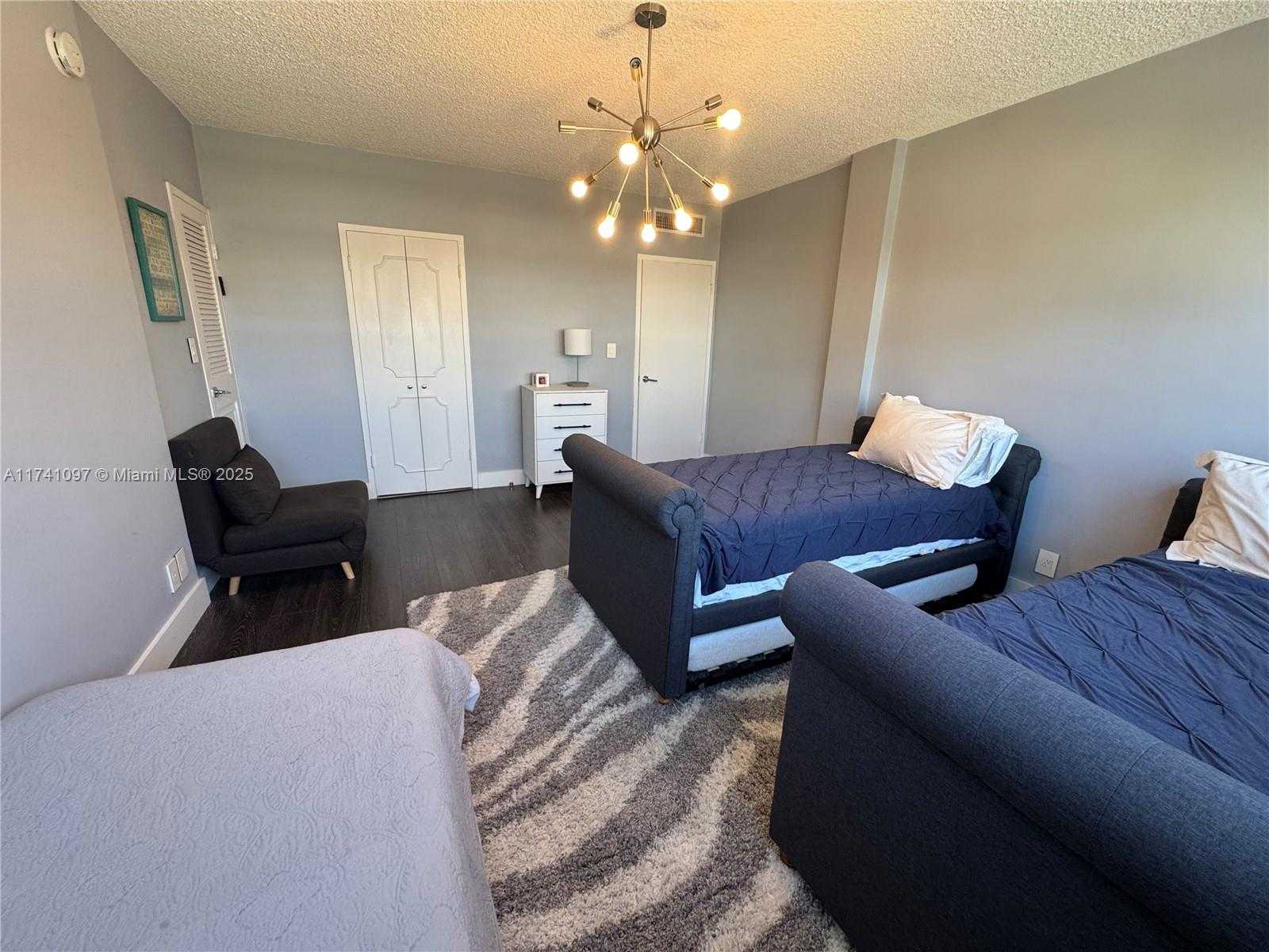 Small Image of 9381 EAST BAY HARBOR DR #301S, Bay Harbor Islands Number 12