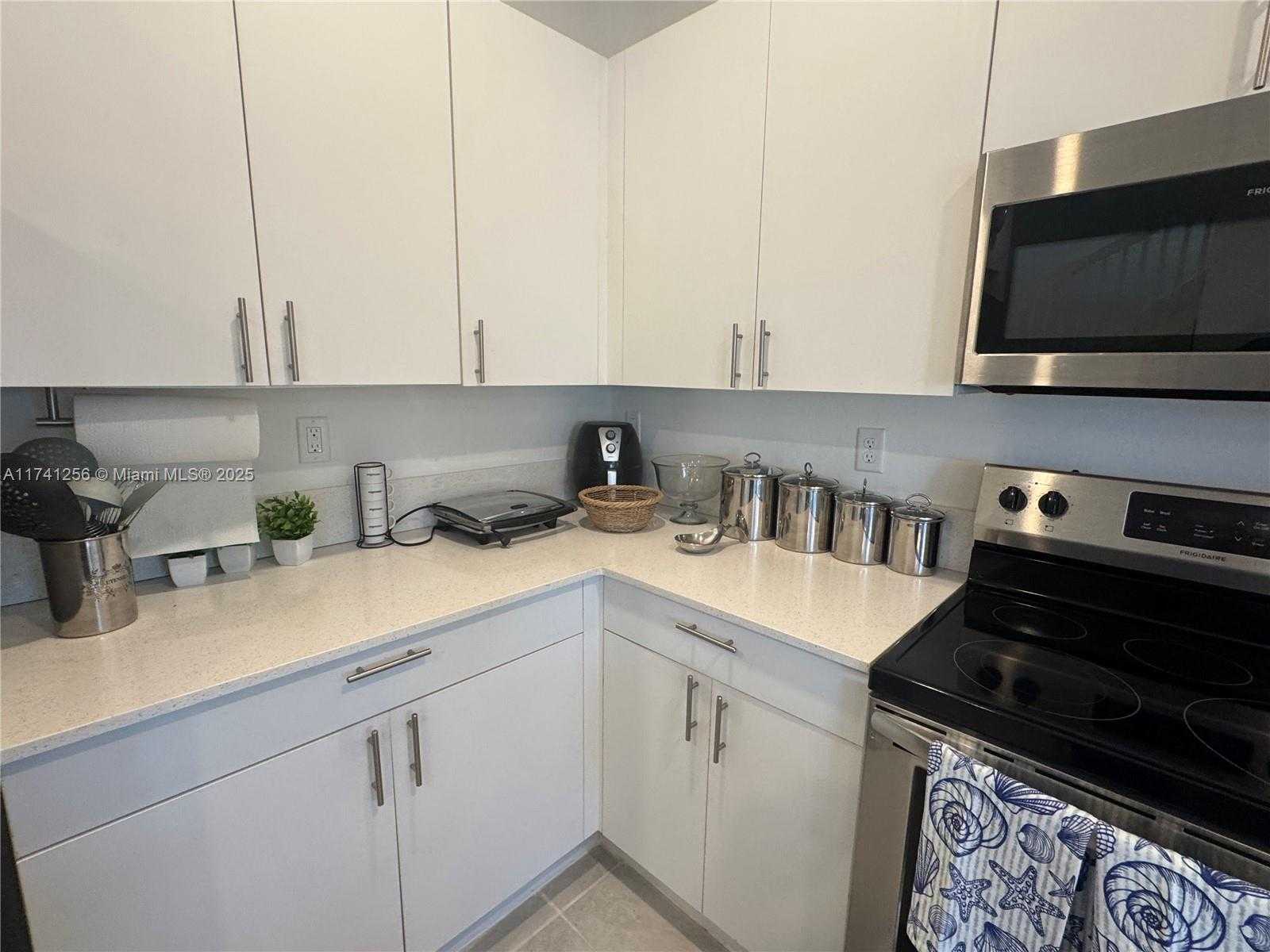 Small Image of 631 NORTH WEST 204TH ST, Miami Gardens Number 18
