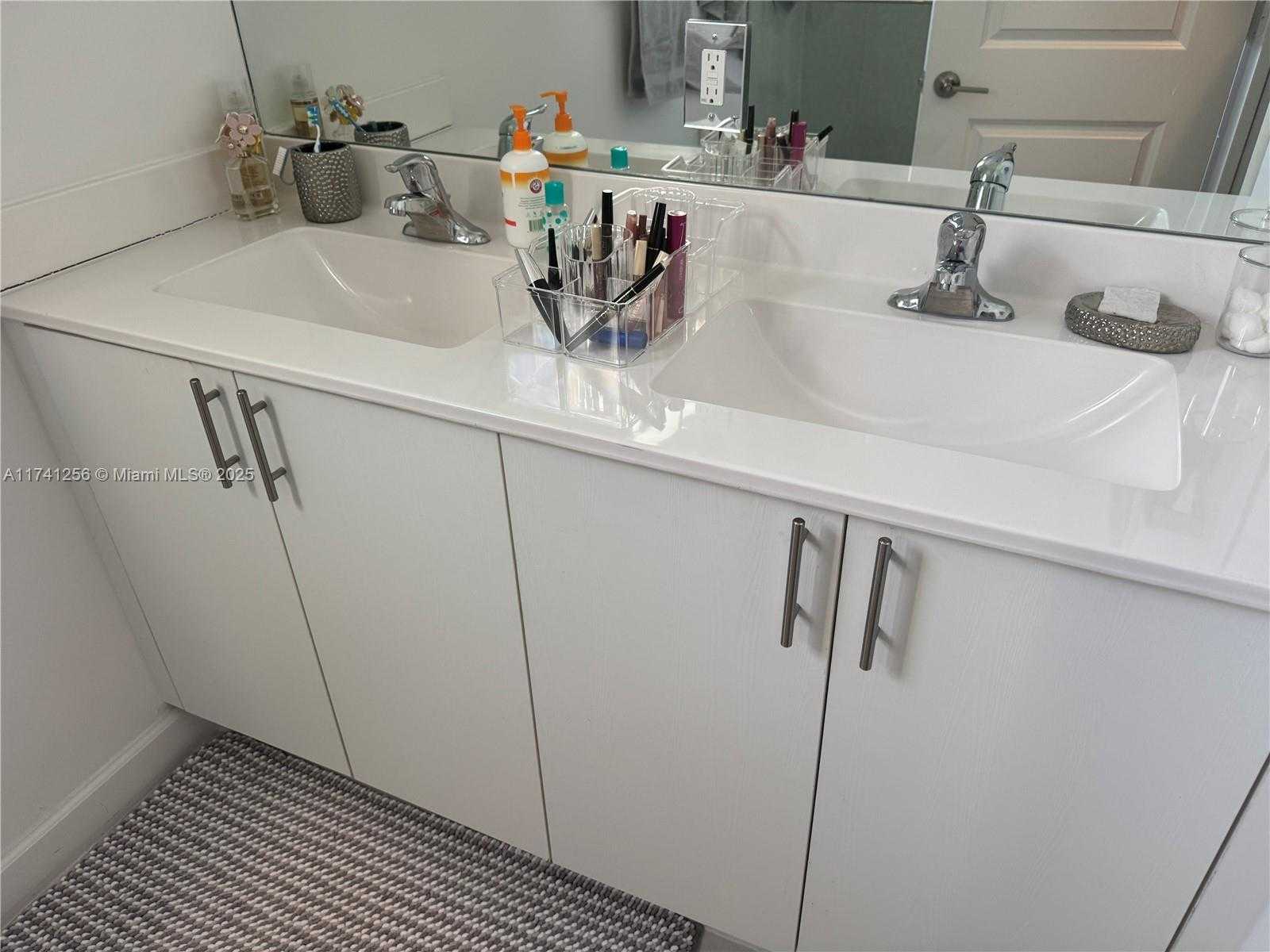 Small Image of 631 NORTH WEST 204TH ST, Miami Gardens Number 30
