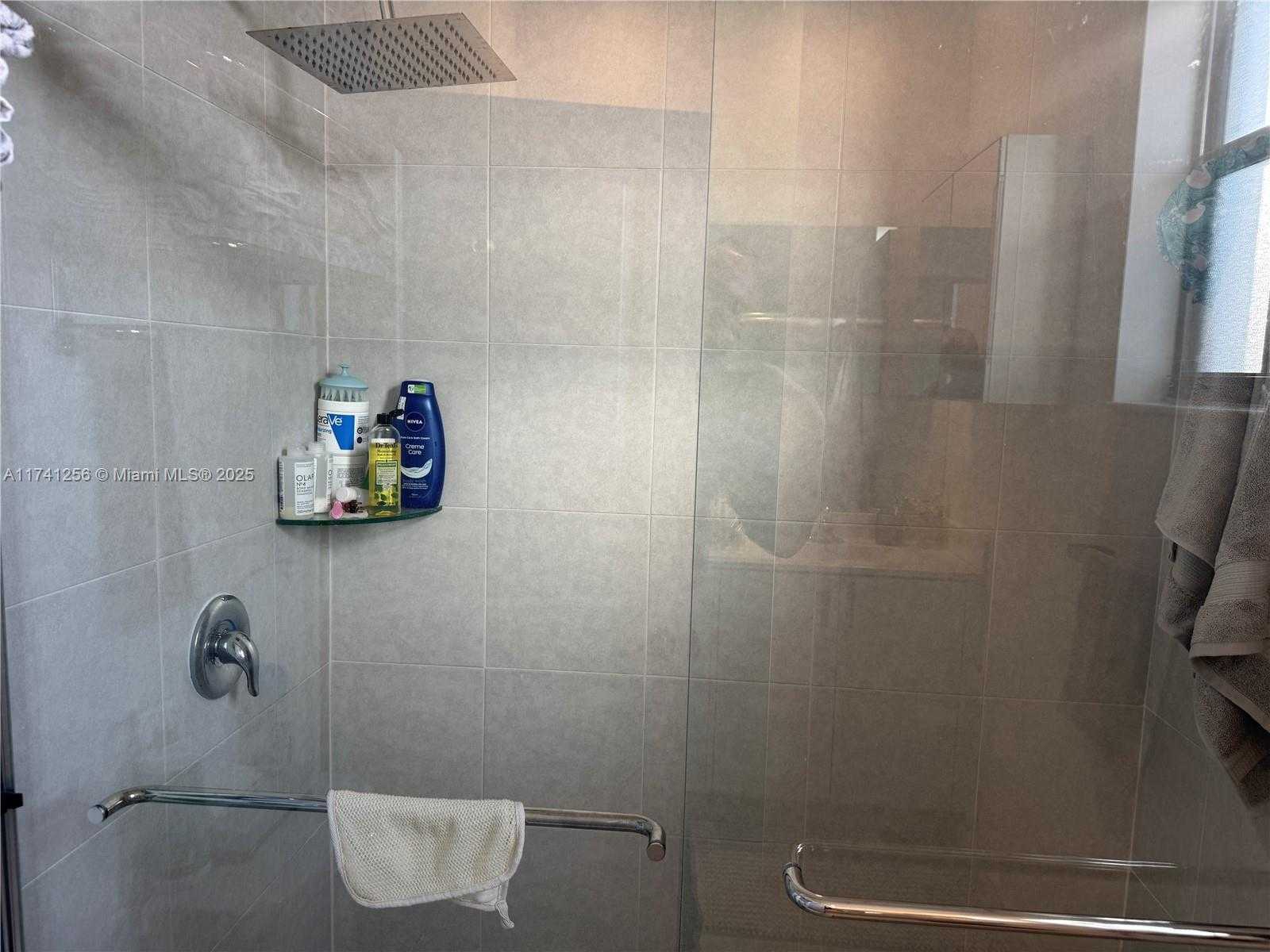 Small Image of 631 NORTH WEST 204TH ST, Miami Gardens Number 32