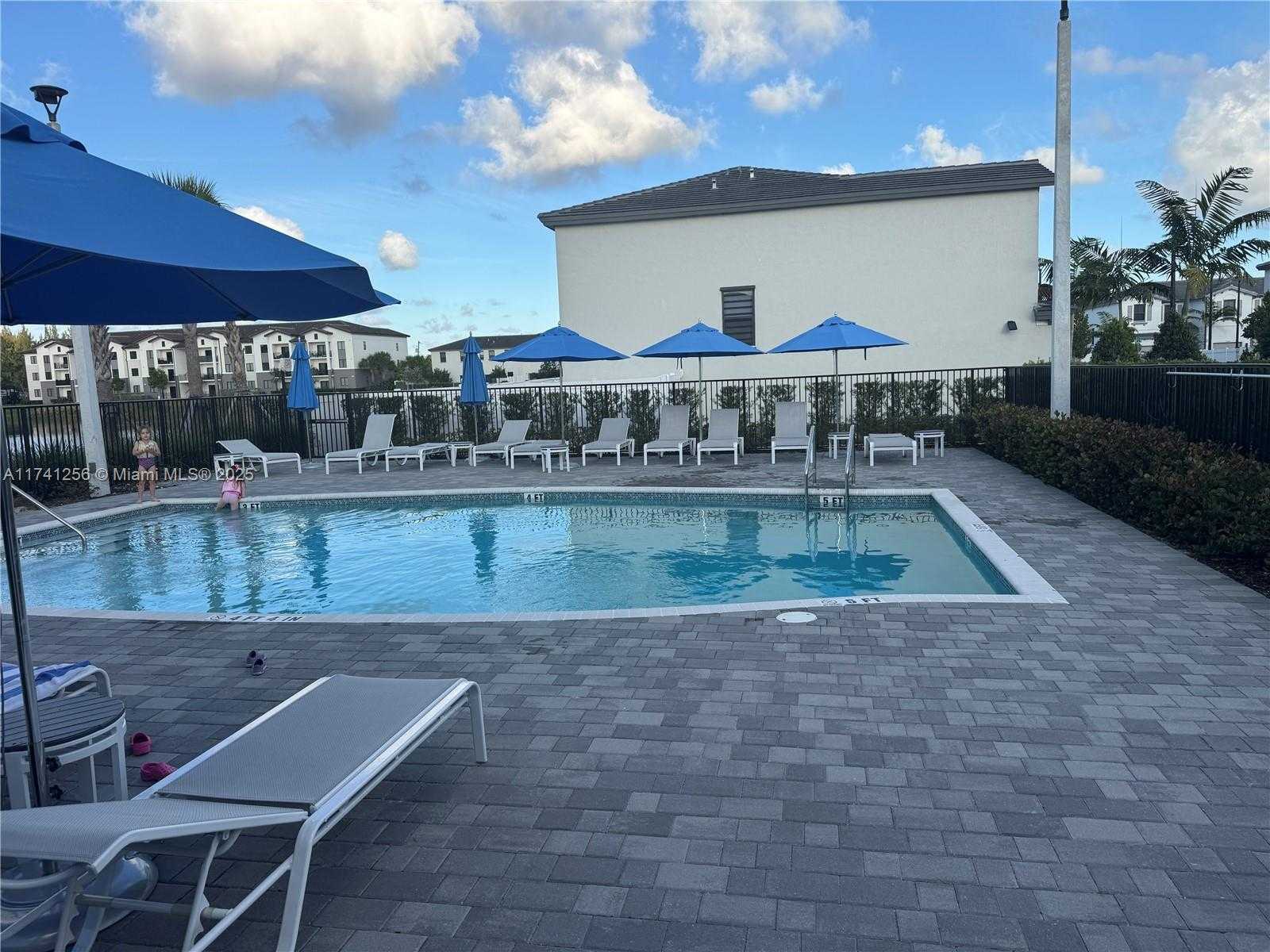 Small Image of 631 NORTH WEST 204TH ST, Miami Gardens Number 48