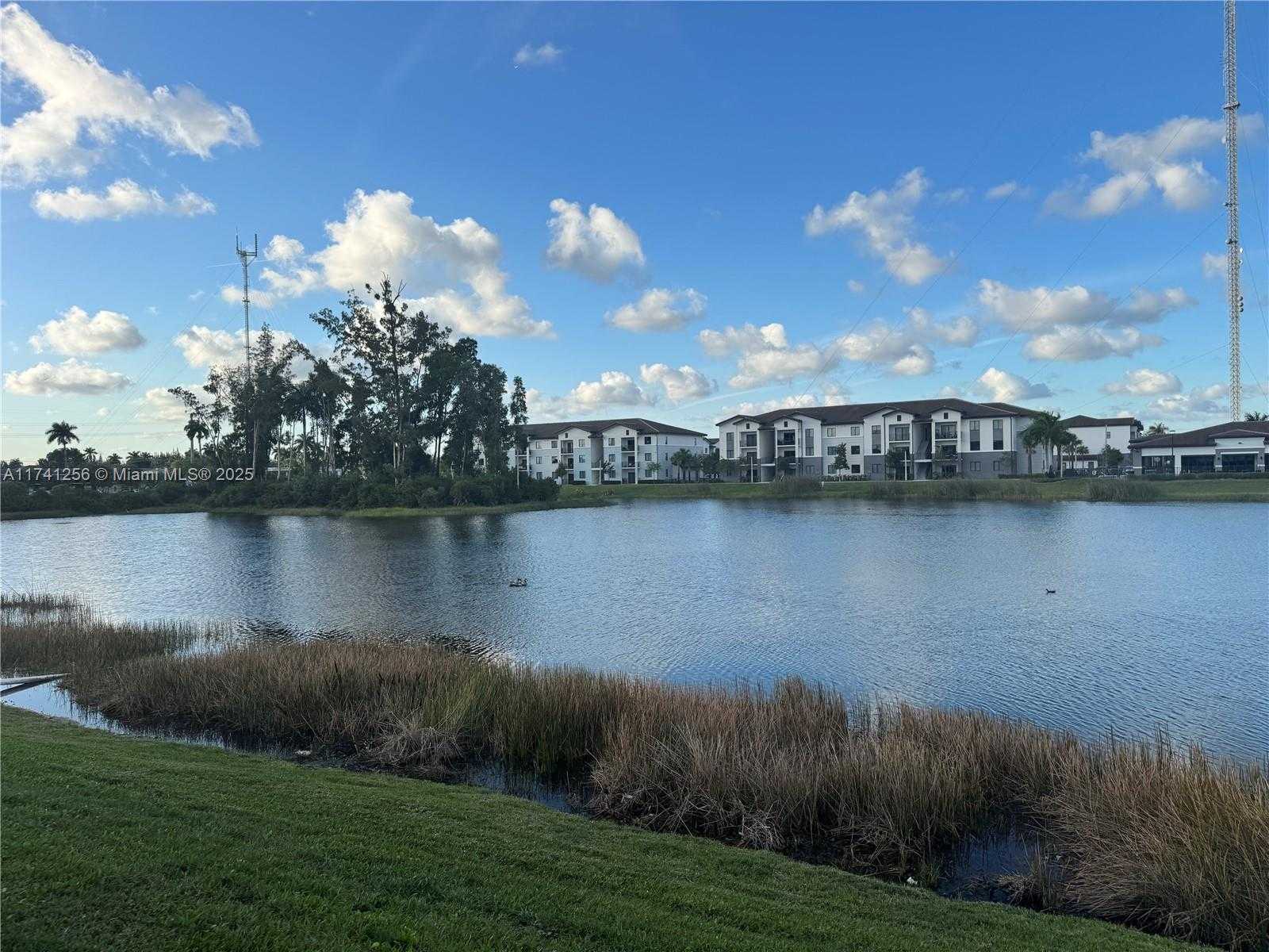 Small Image of 631 NORTH WEST 204TH ST, Miami Gardens Number 55