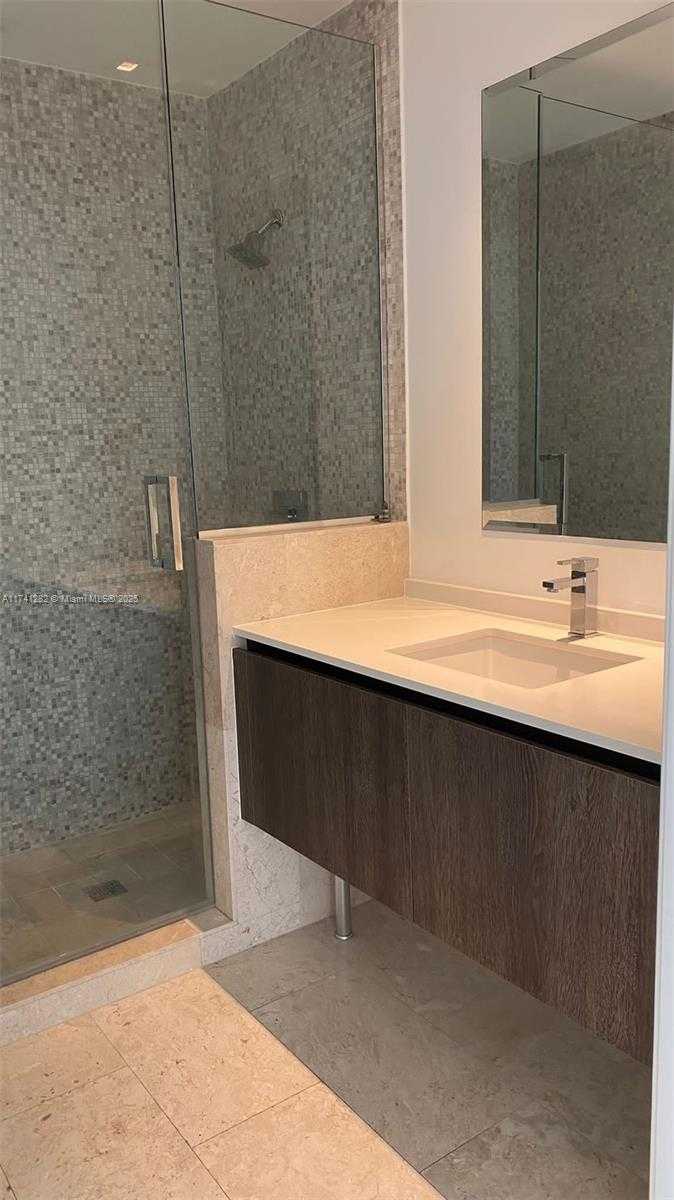 Small Image of 68 SOUTH EAST 6TH ST #1402, Miami Number 10