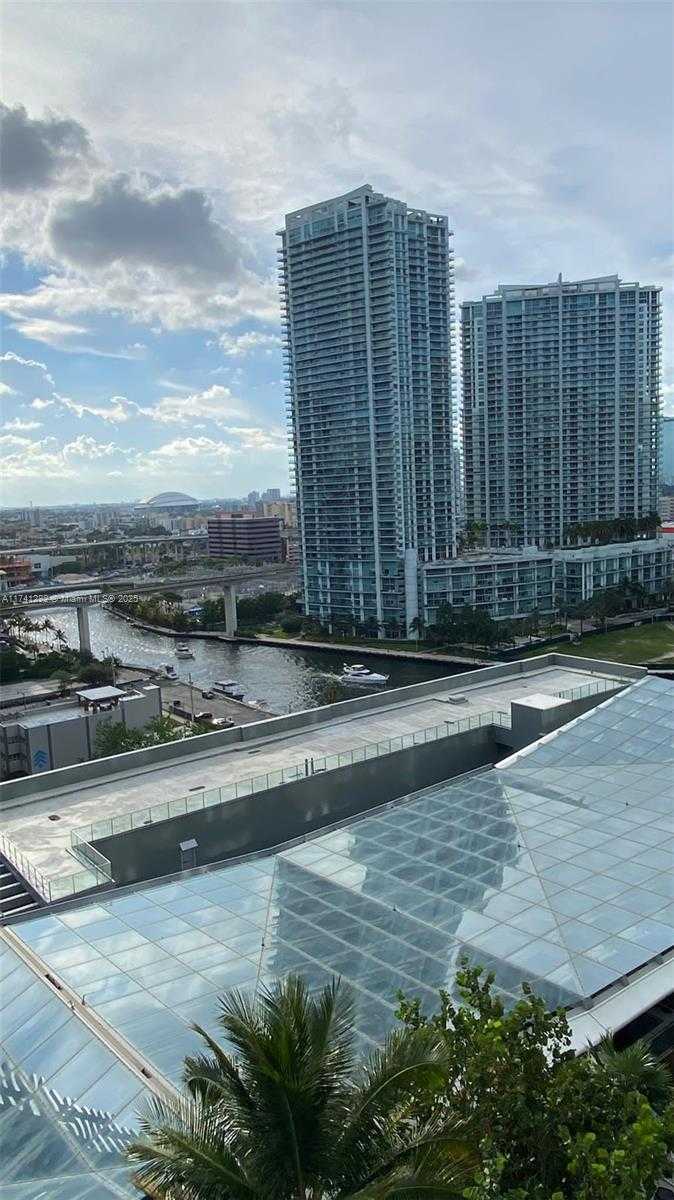 Small Image of 68 SOUTH EAST 6TH ST #1402, Miami Number 18