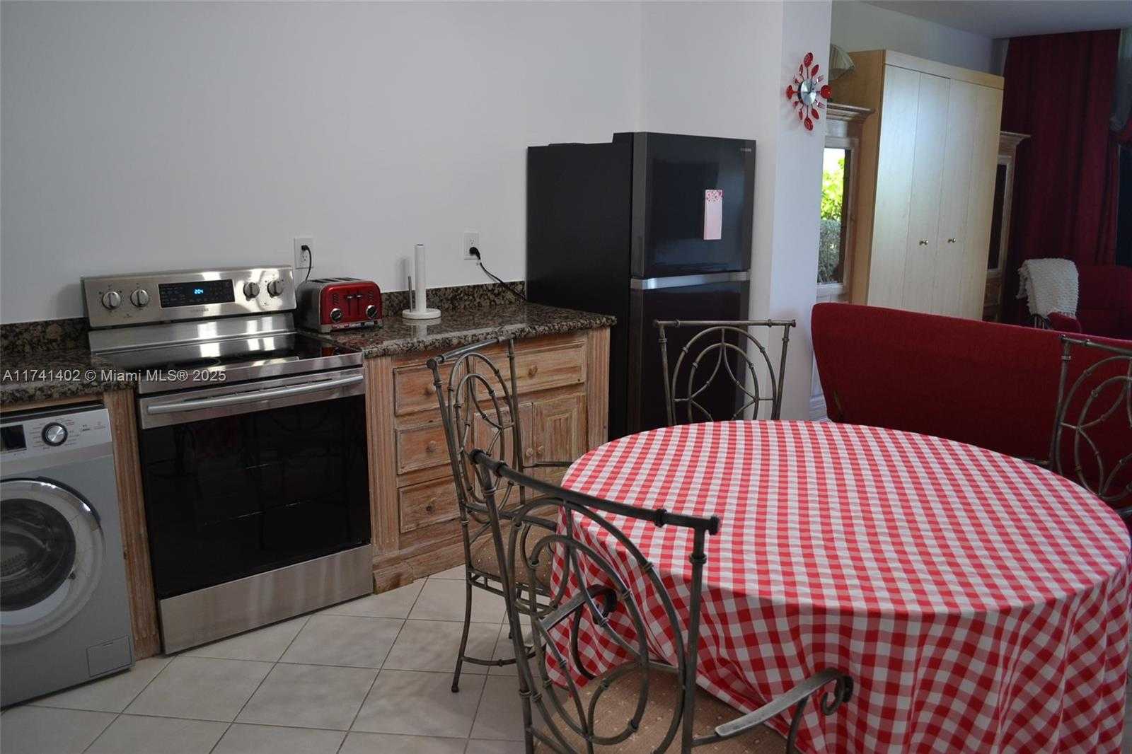 Small Image of 16711 COLLINS AVE #BC-10, Sunny Isles Beach Number 10