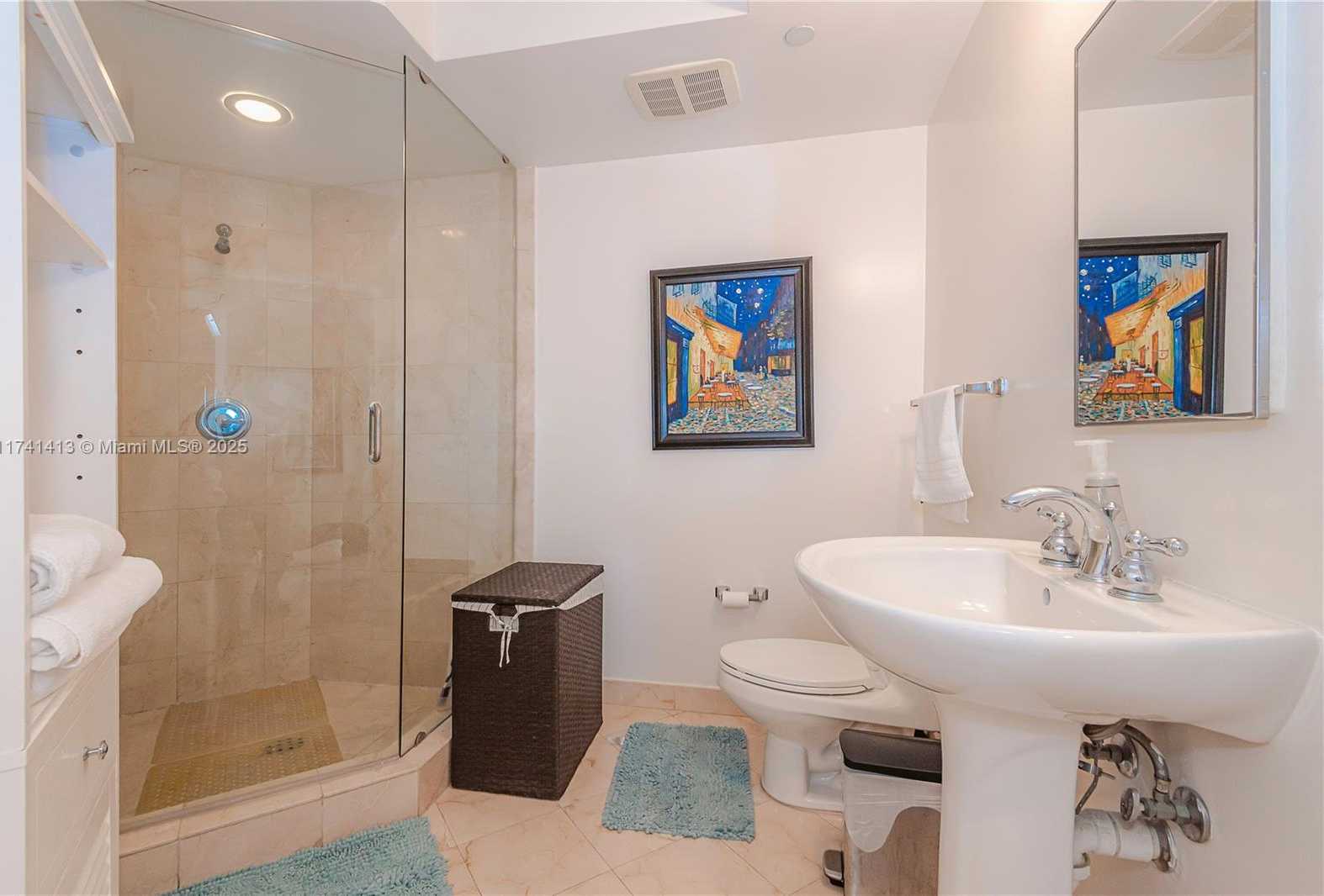 Small Image of 6365 SOUTH EAST COLLINS AVE #1601, Miami Beach Number 14