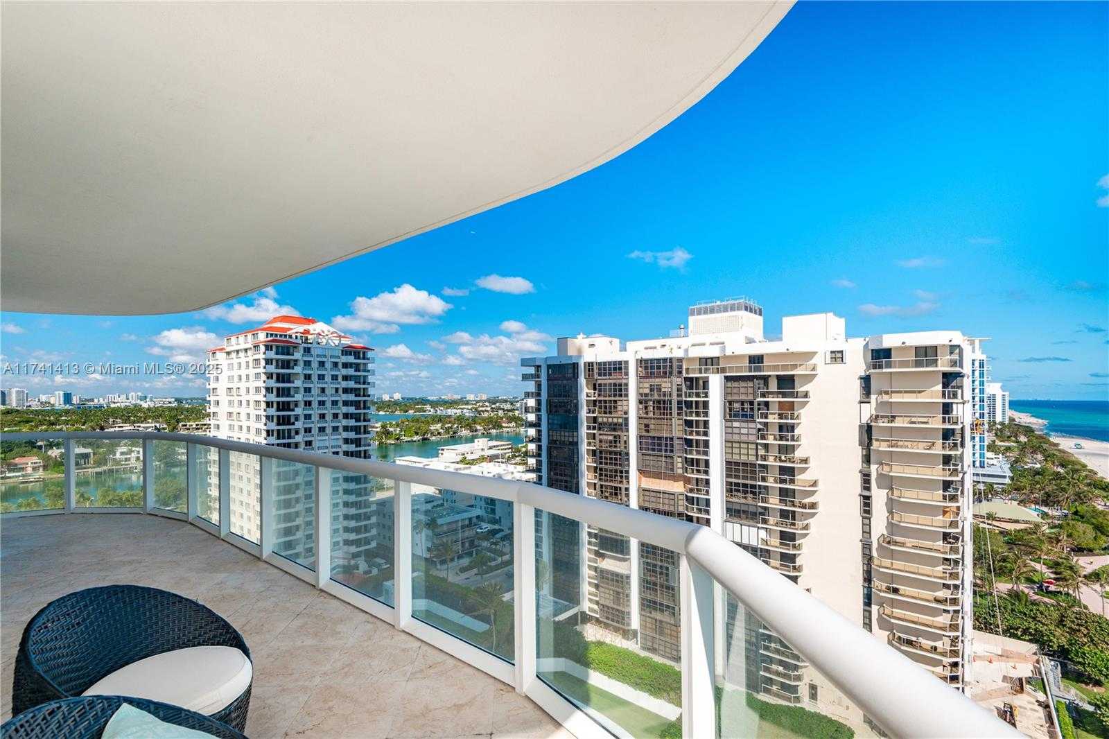 Small Image of 6365 SOUTH EAST COLLINS AVE #1601, Miami Beach Number 21