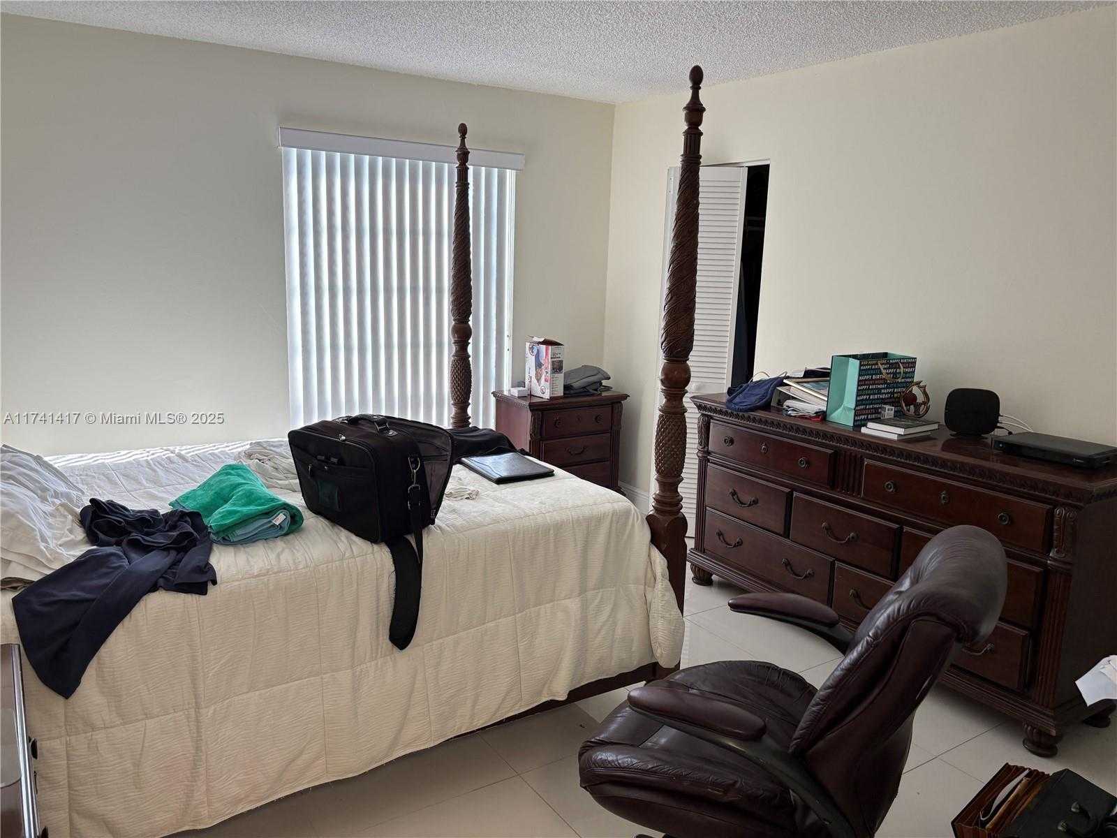 Small Image of 10806 NORTH KENDALL DR #P-26, Miami Number 10