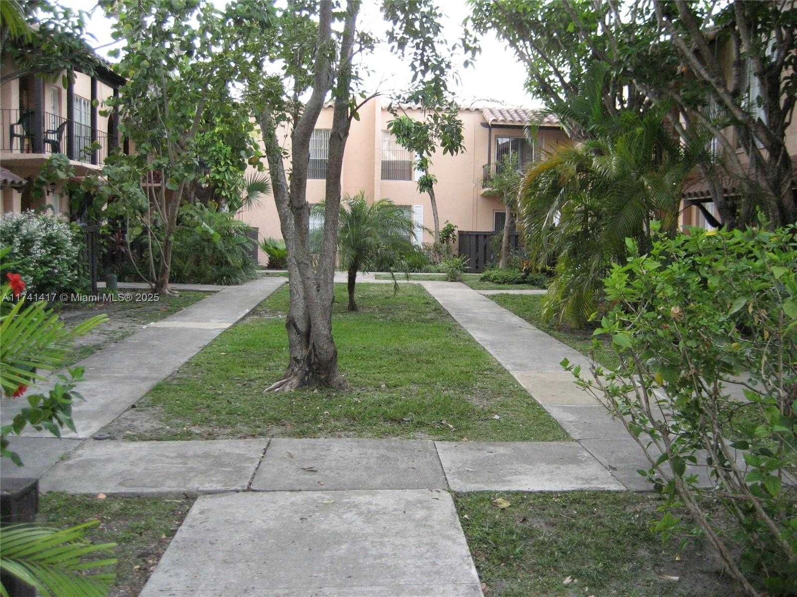 Small Image of 10806 NORTH KENDALL DR #P-26, Miami Number 14
