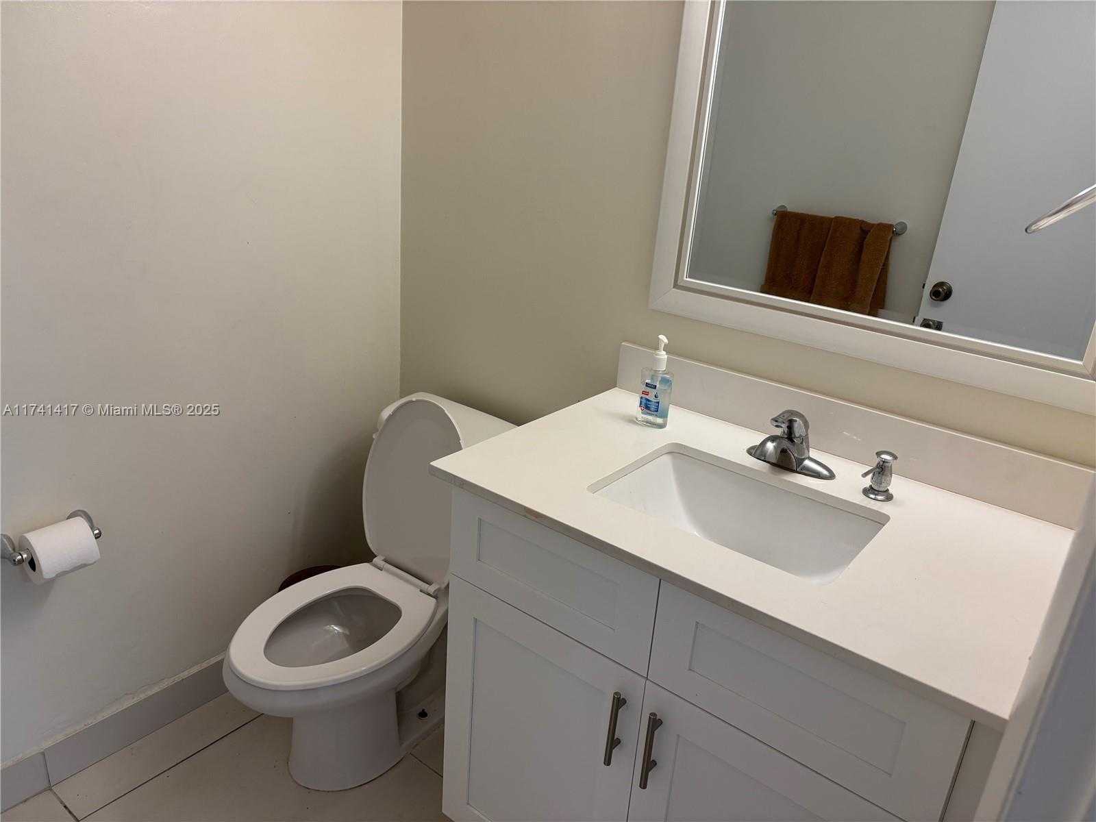 Small Image of 10806 NORTH KENDALL DR #P-26, Miami Number 7