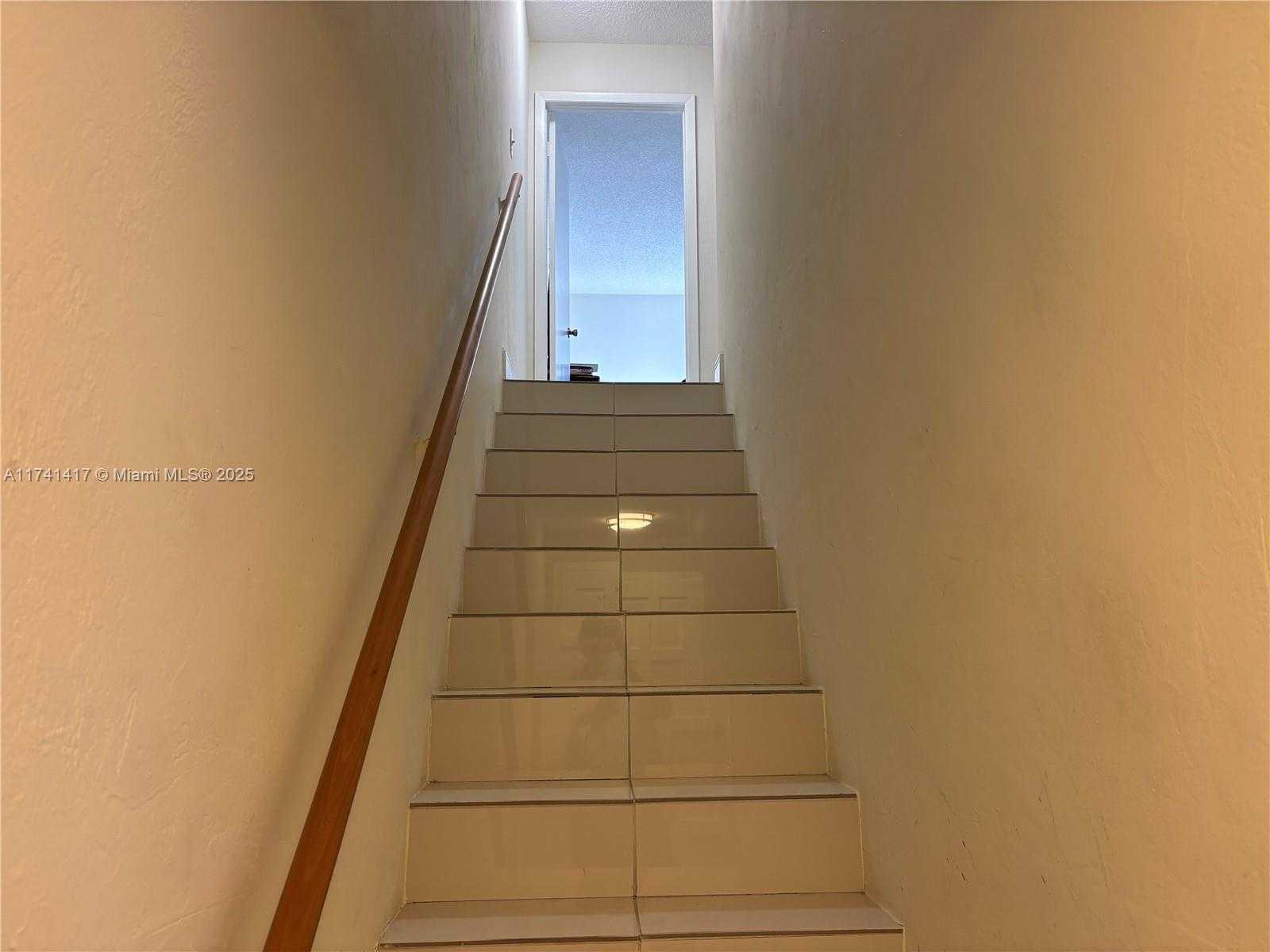 Small Image of 10806 NORTH KENDALL DR #P-26, Miami Number 9