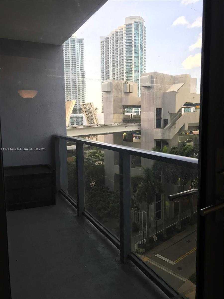 Small Image of 31 SOUTH EAST 6TH ST #804, Miami Number 5