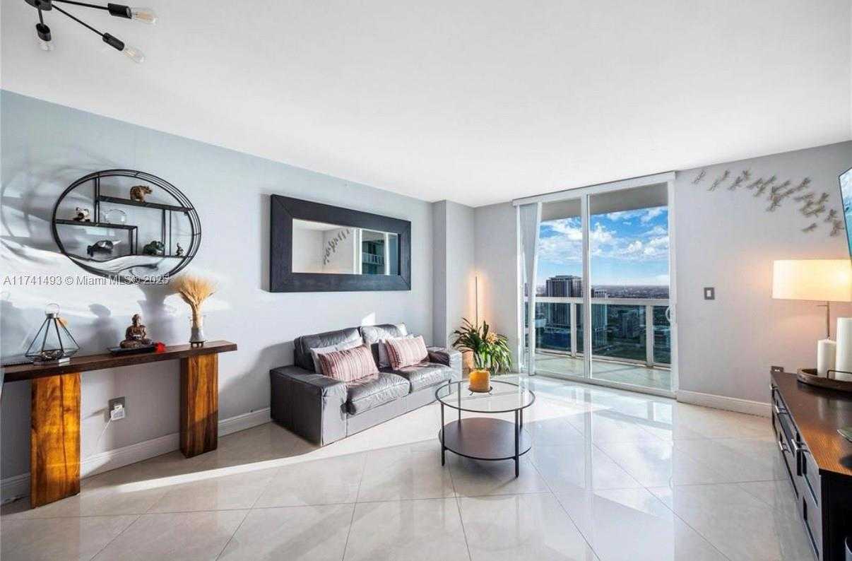 Small Image of 1800 NORTH BAYSHORE DR #4108, Miami Number 2
