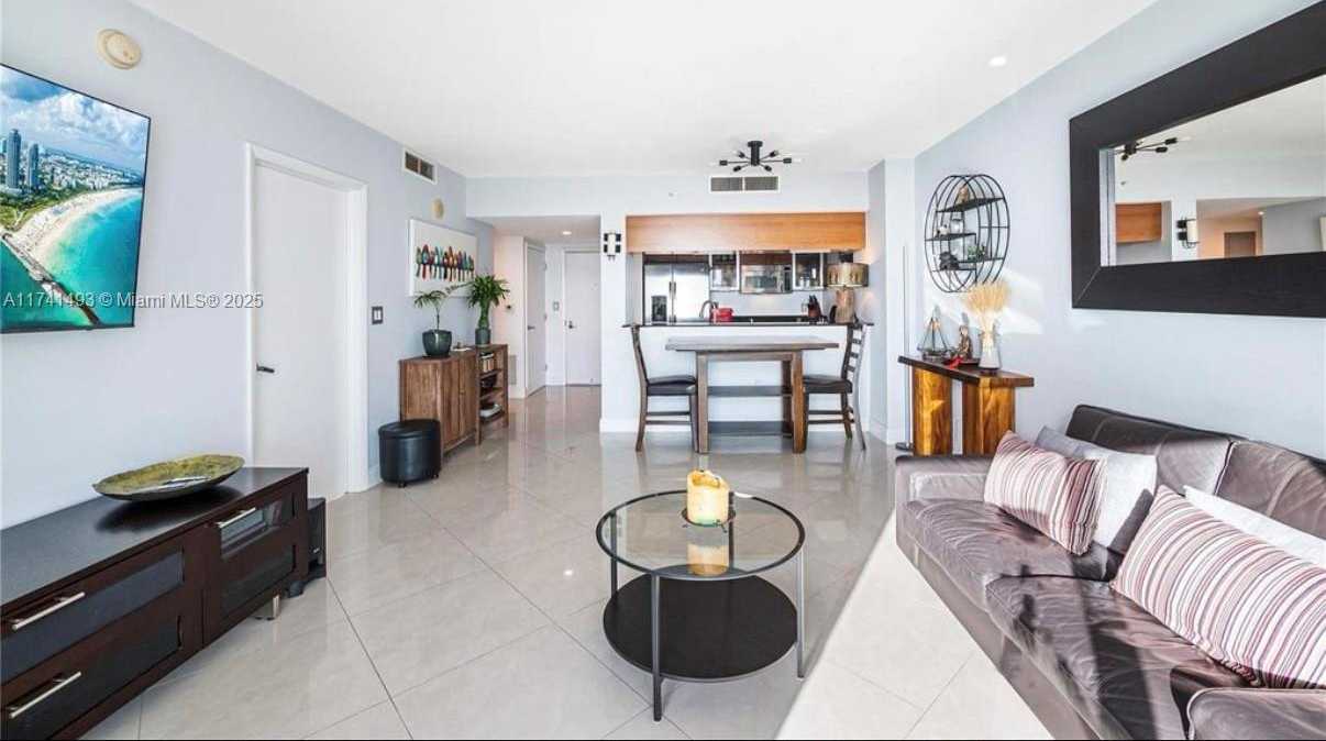 Small Image of 1800 NORTH BAYSHORE DR #4108, Miami Number 4