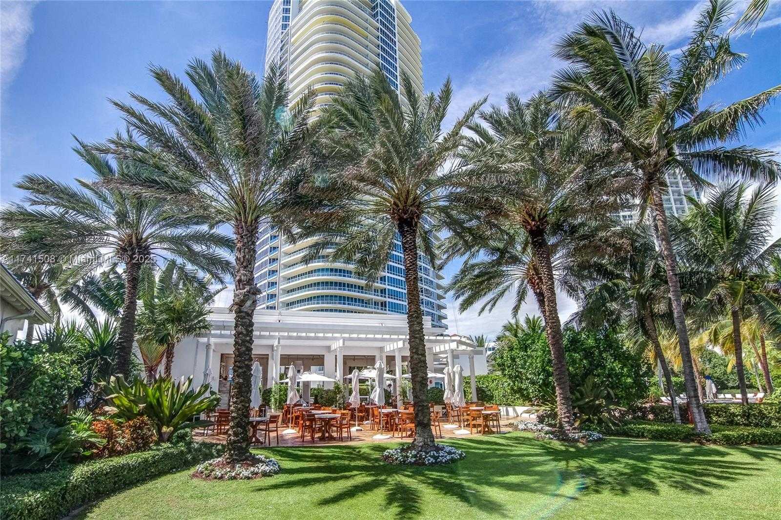 Small Image of 50 SOUTH POINTE DR #2004, Miami Beach Number 28