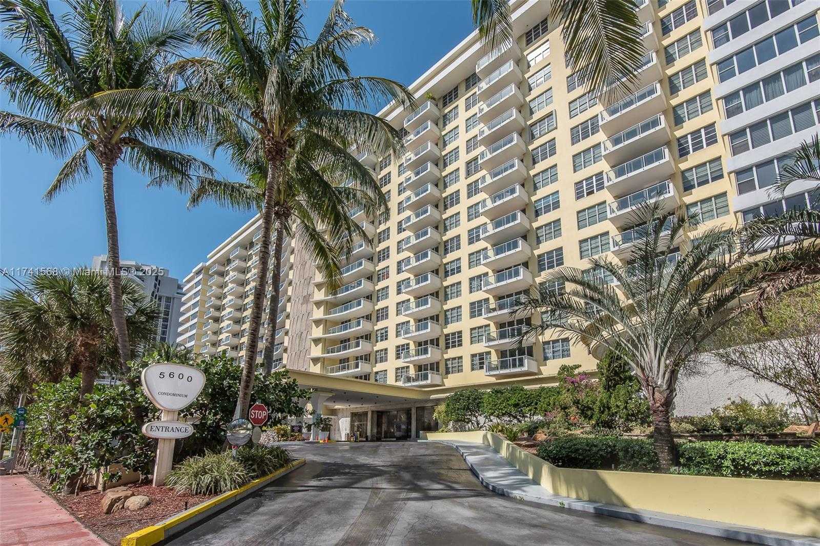 Small Image of 5600 COLLINS AVE #11A, Miami Beach Number 22