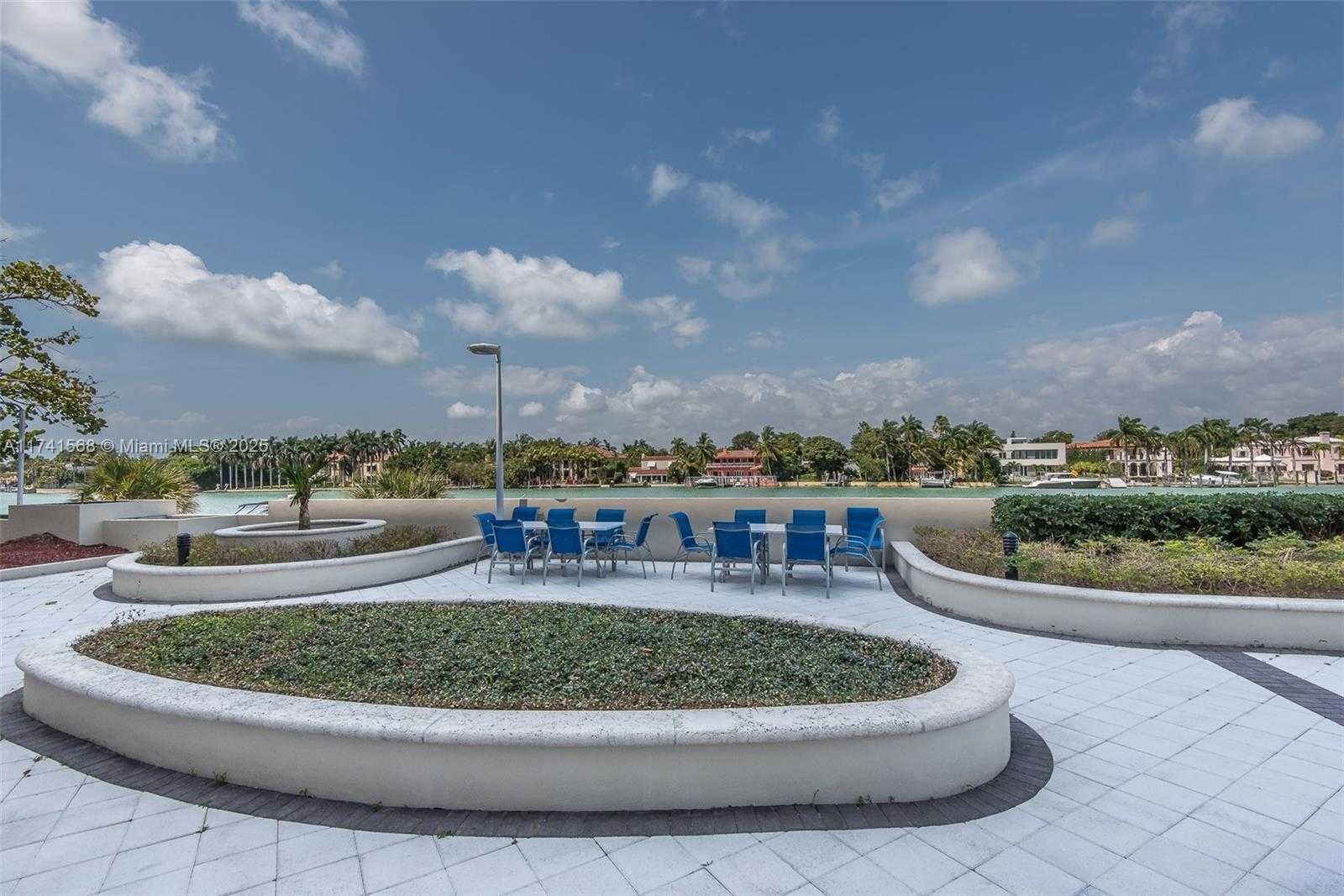 Small Image of 5600 COLLINS AVE #11A, Miami Beach Number 29