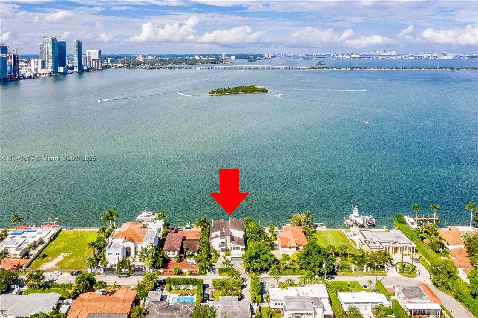 Small Image of 891 NORTH VENETIAN DR, Miami Number 55