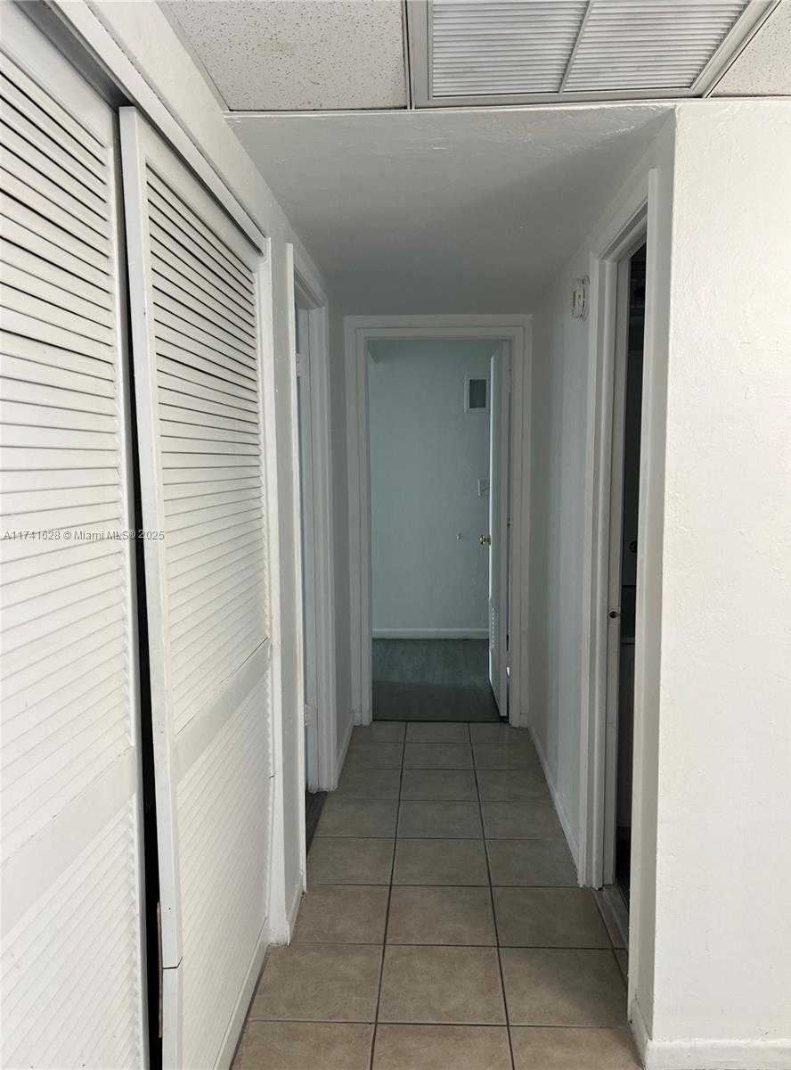 Small Image of 19380 COLLINS AVE #418, Sunny Isles Beach Number 21