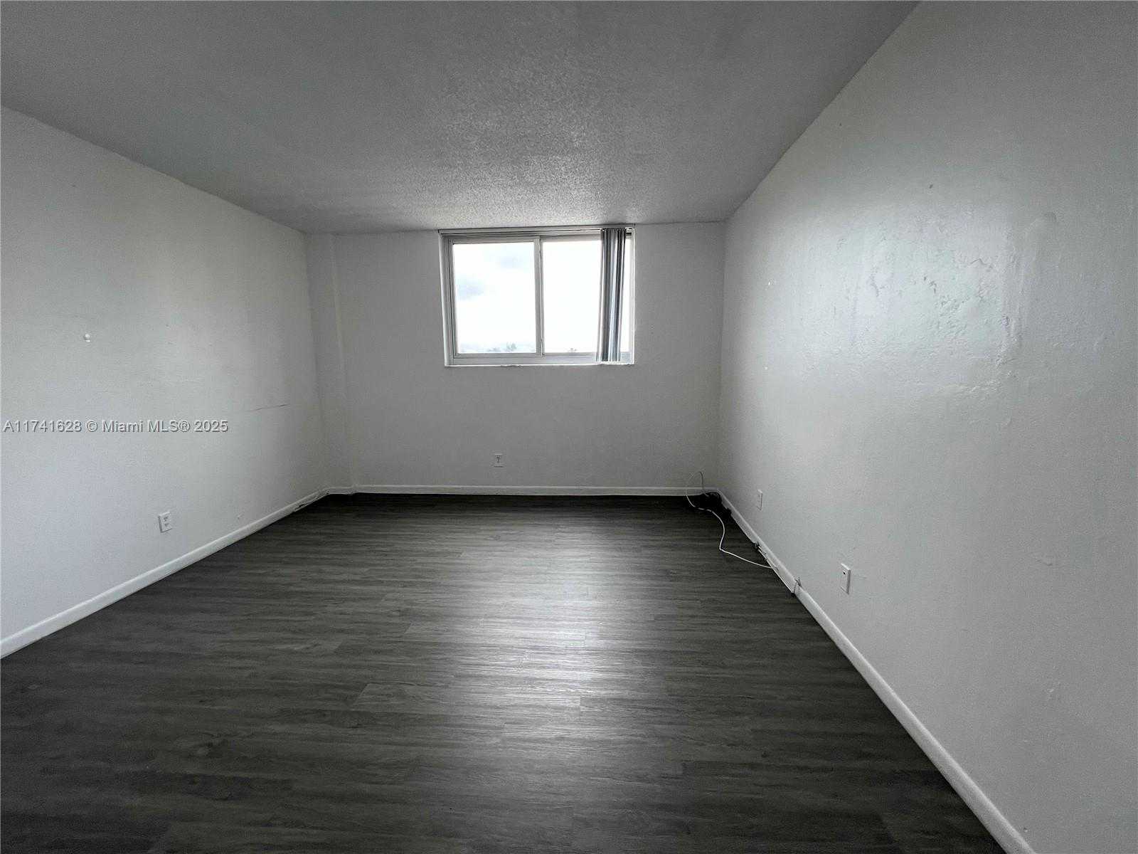 Small Image of 19380 COLLINS AVE #418, Sunny Isles Beach Number 23