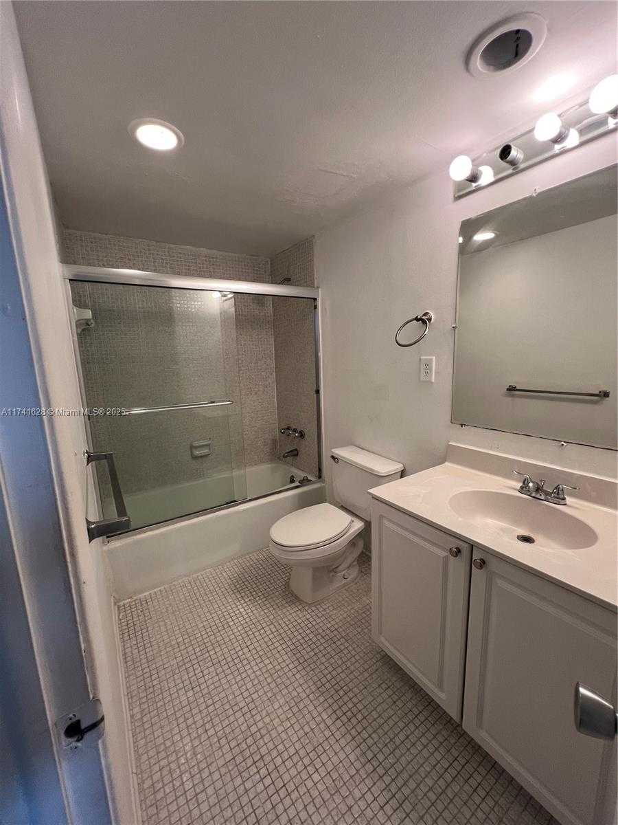 Small Image of 19380 COLLINS AVE #418, Sunny Isles Beach Number 29