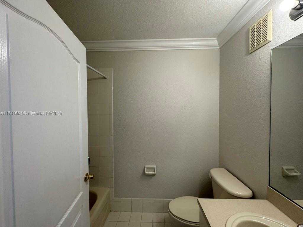 Small Image of 8968 WEST FLAGLER ST #9, Miami Number 18