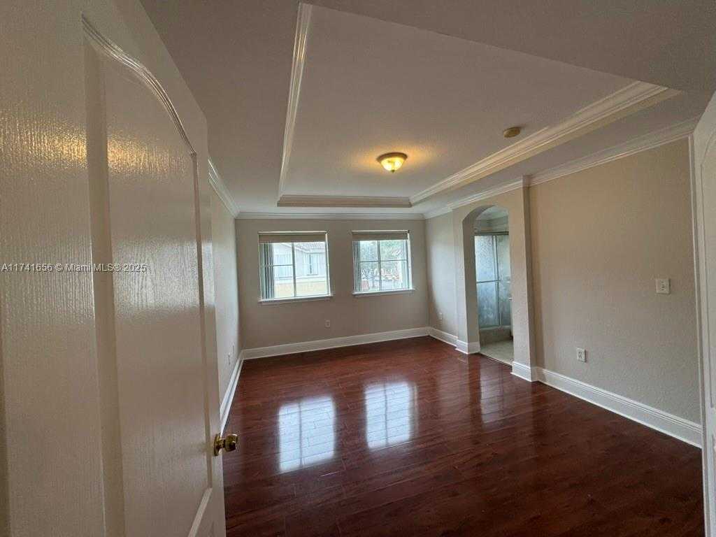Small Image of 8968 WEST FLAGLER ST #9, Miami Number 4