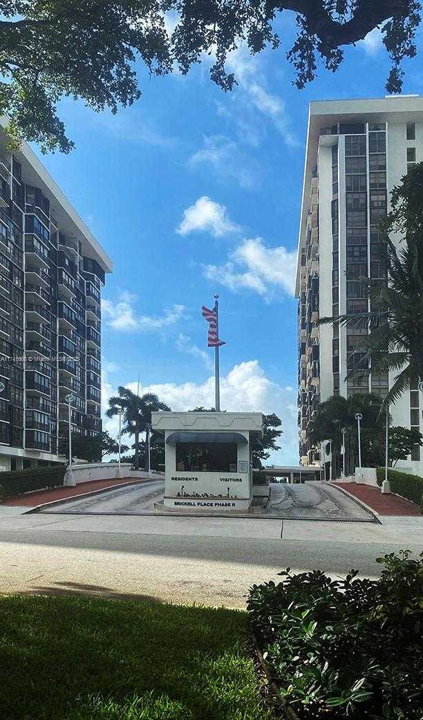 Small Image of 1915 BRICKELL AVE #CC6, Miami Number 12